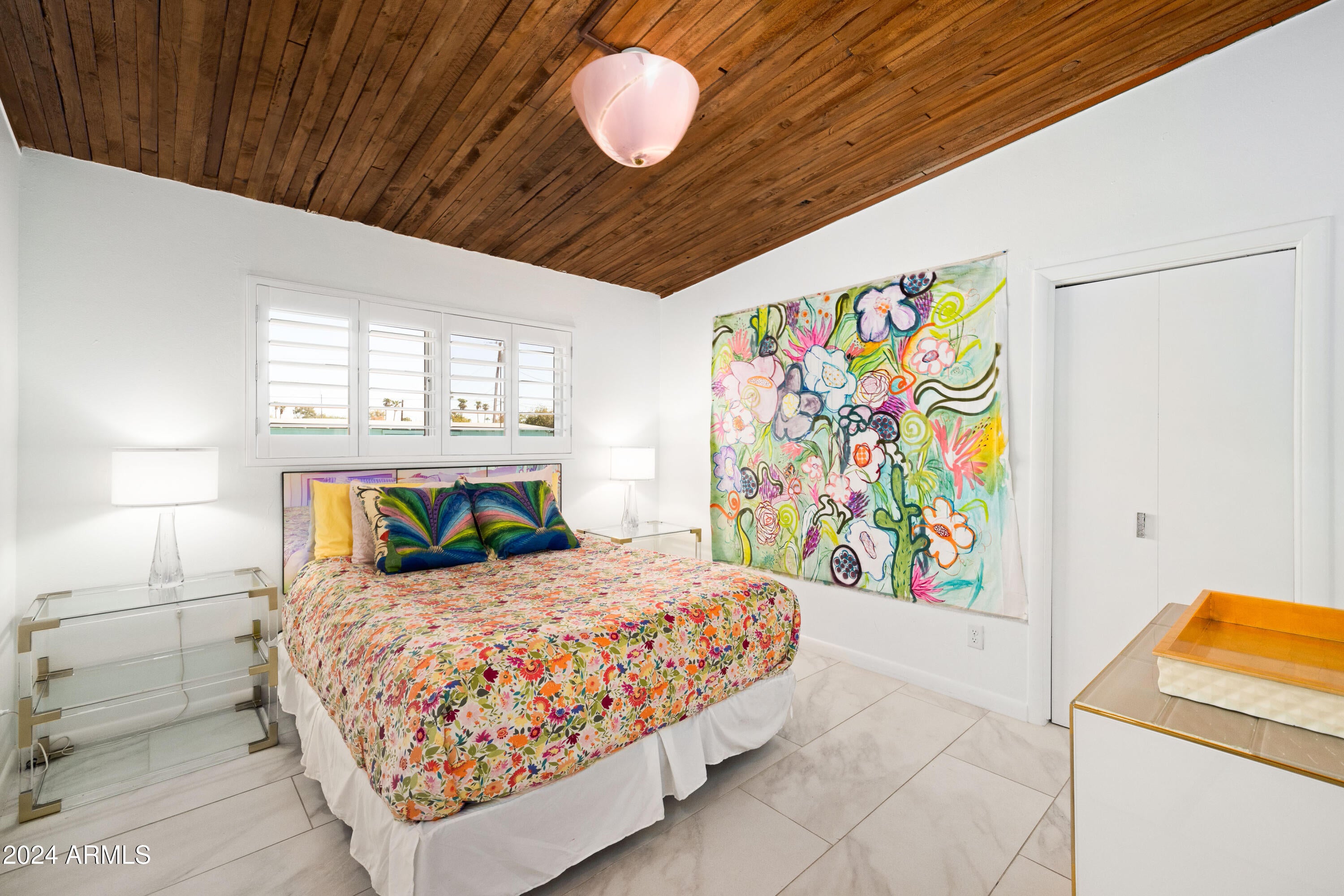 PARADISE VALLEY RANCHOS 2 - Residential