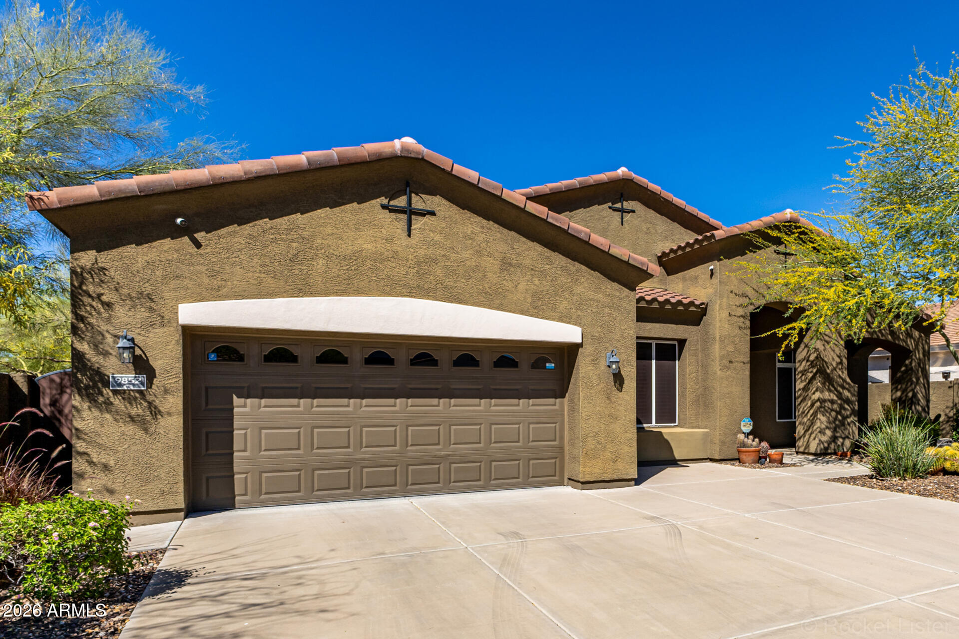 Your dream home is here! $10k in seller concessions offered on this gorgeous residence in Pleasant Valley welcomes you with a 2-car garage, an RV gate, and a picturesque desert landscape for fantastic curb appeal. Fall in love with the captivating interior boasting cozy living areas, a well-equipped kitchen, and a primary bedroom that provides a private retreat. Spend enchanting evenings with loved ones in the stunning backyard, featuring a covered patio, stylish pavers, pristine artificial turf, breathtaking mountain views. Roof 2022 and Trane AC. upgraded kitchen appliances, 3'' wooden blinds, central vacuum, whole house soft water system. Across the street from mountain trail.