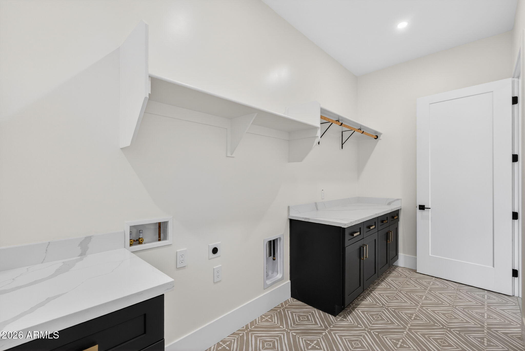 COMMENCING AT THE NORTH QUARTER CORNER OF SECTION 27, TOWNSHIP 03 SOU - Residential
