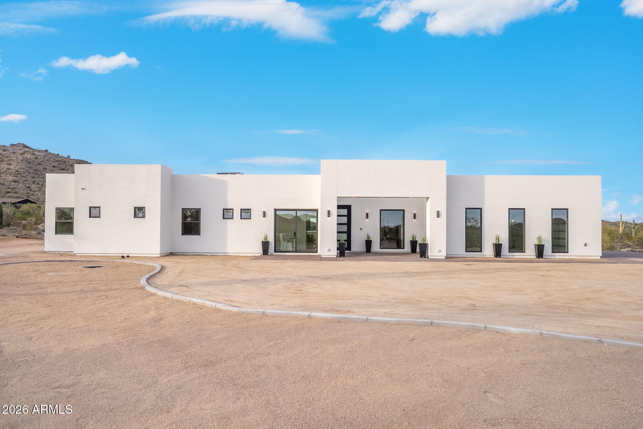 COMMENCING AT THE NORTH QUARTER CORNER OF SECTION 27, TOWNSHIP 03 SOU - Residential