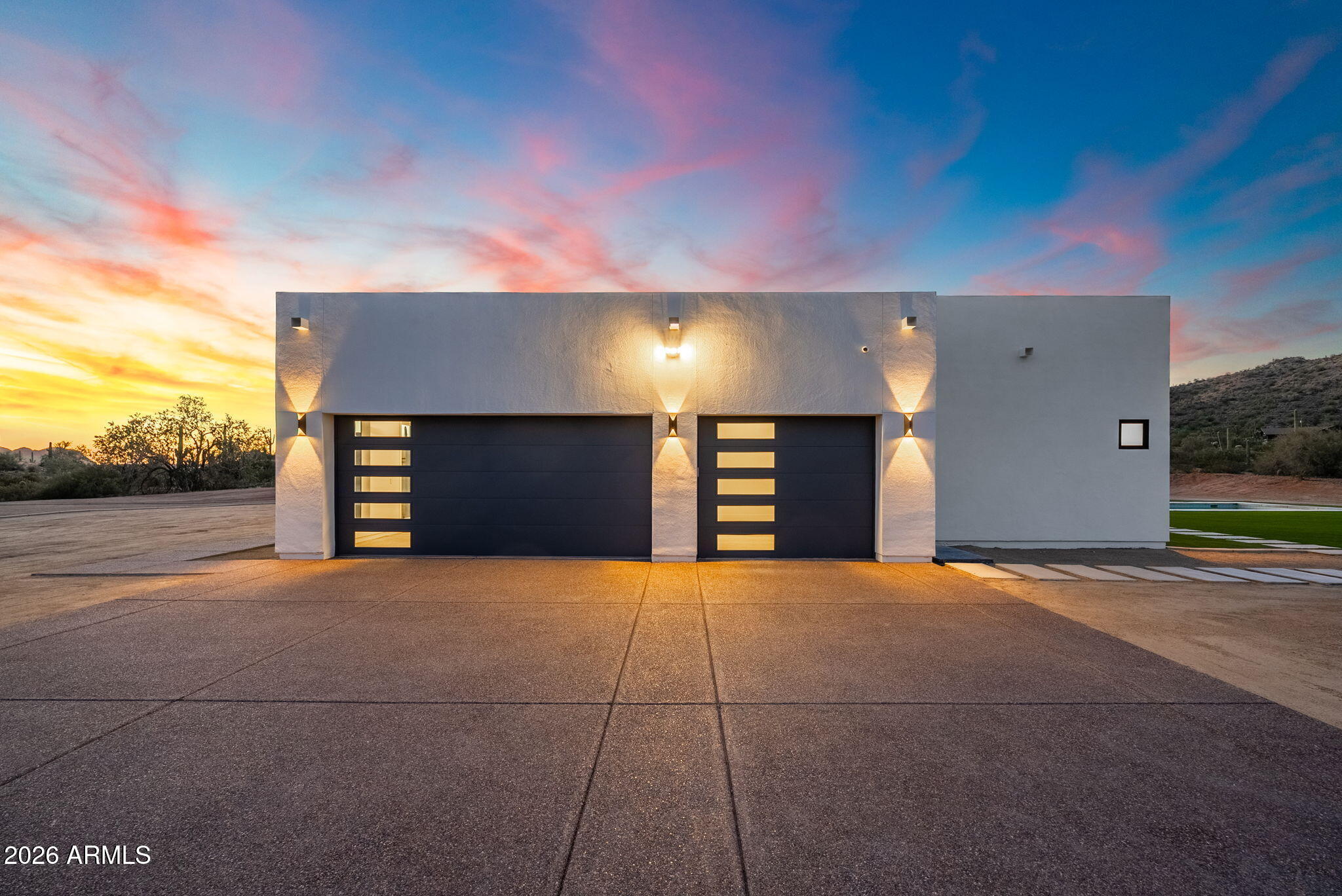 COMMENCING AT THE NORTH QUARTER CORNER OF SECTION 27, TOWNSHIP 03 SOU - Residential