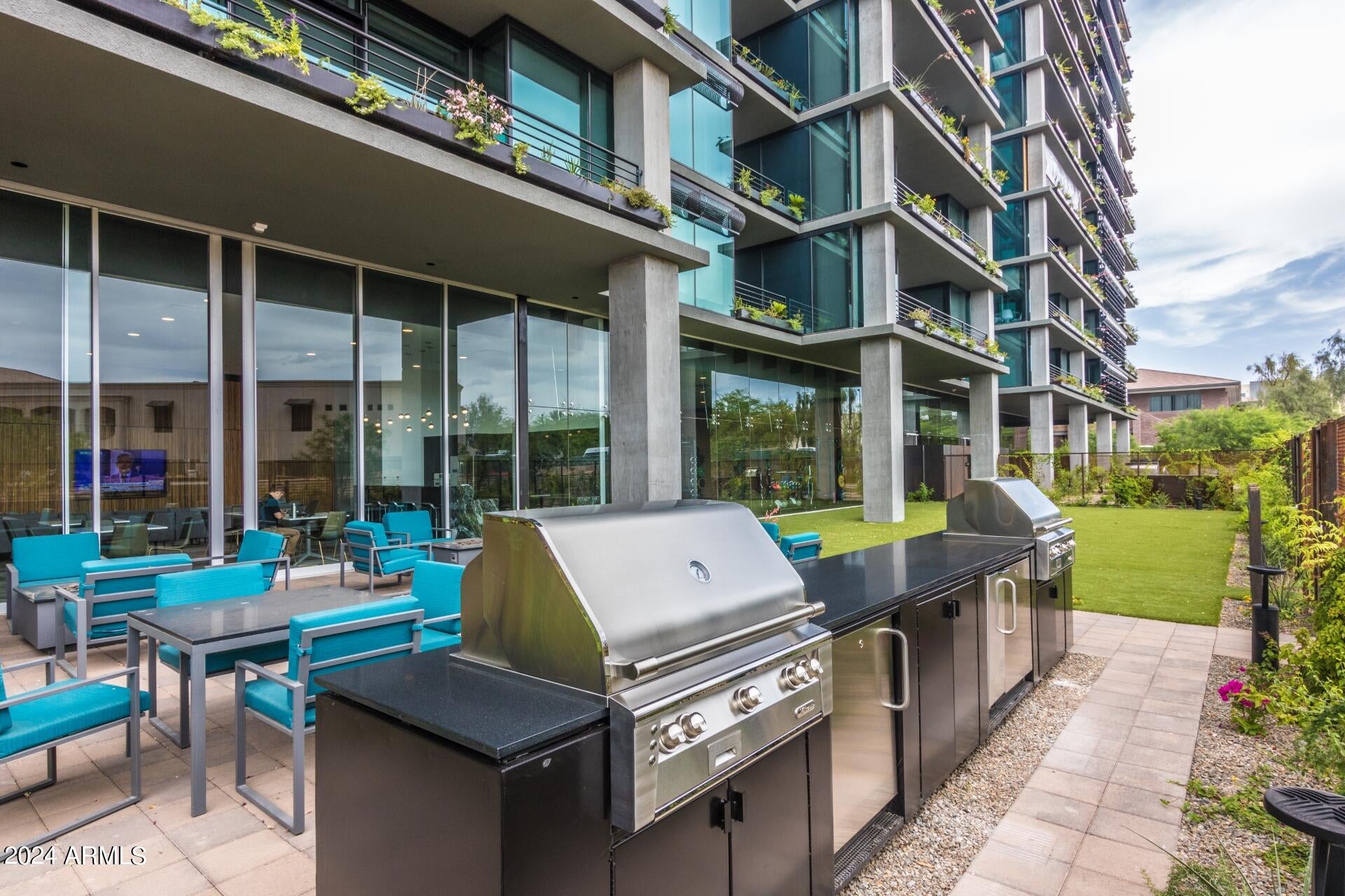 OPTIMA KIERLAND CENTER 7120 CONDOMINIUM 2ND AMD - Residential