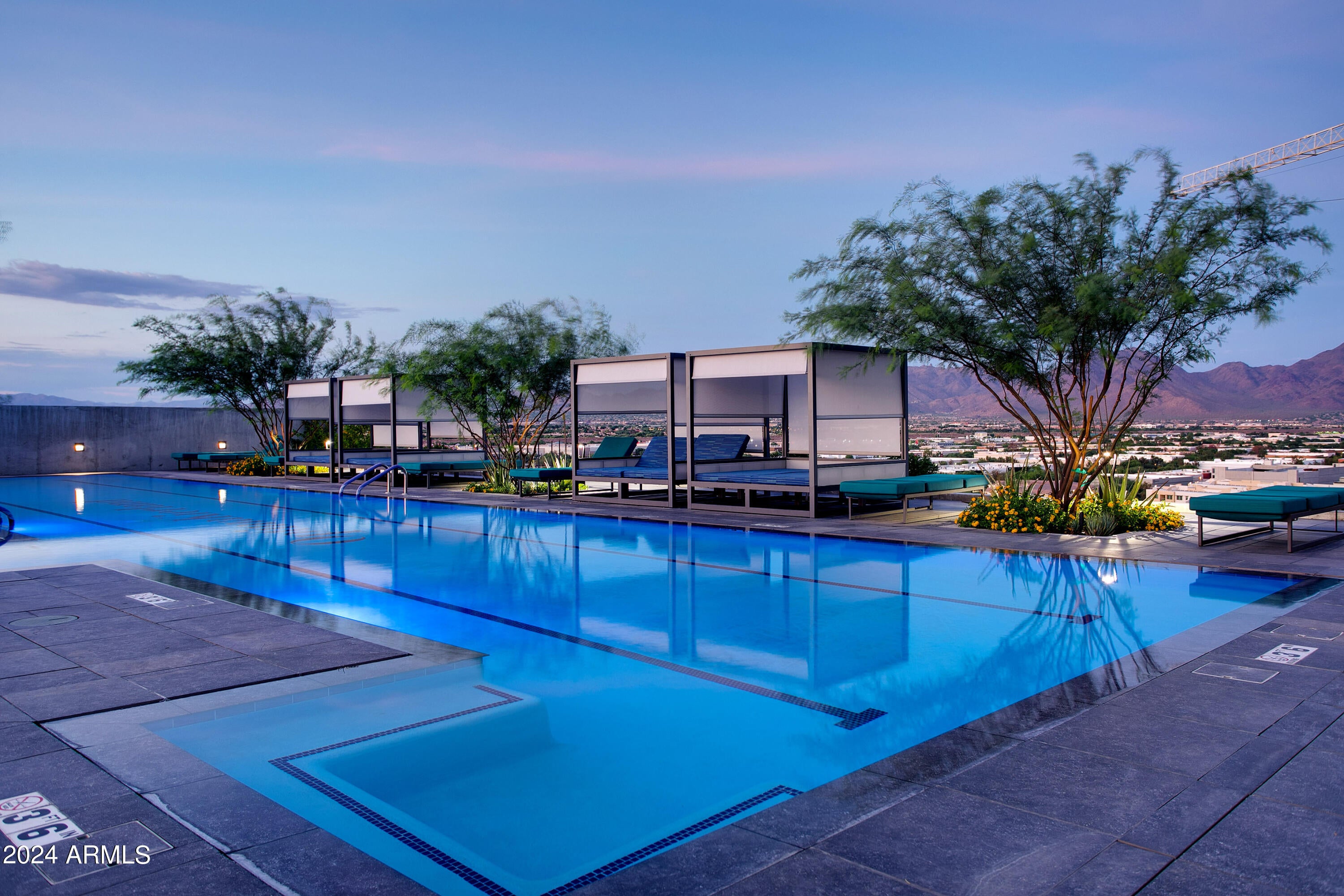 OPTIMA KIERLAND CENTER 7120 CONDOMINIUM 2ND AMD - Residential