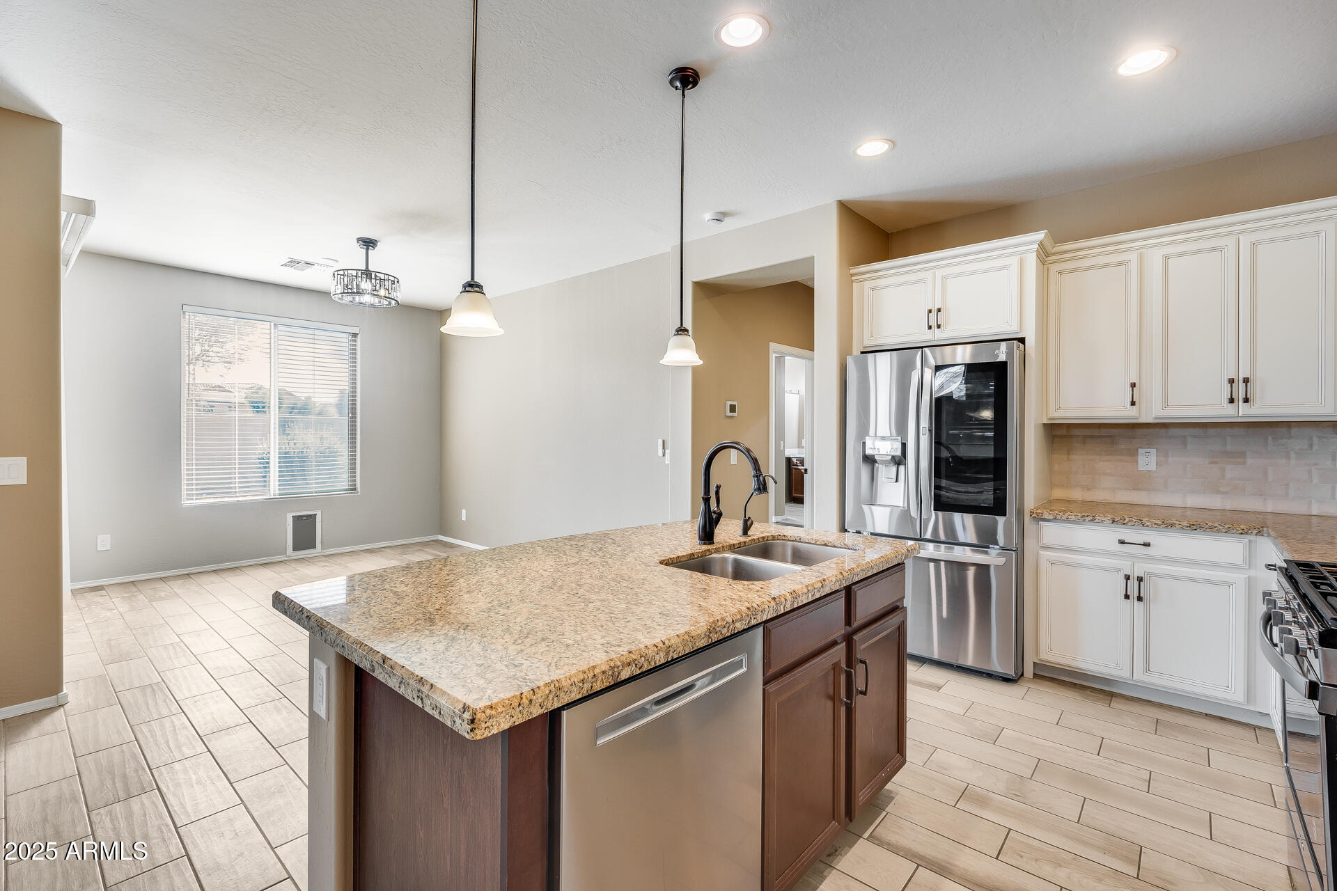 PROVINCE AT ESTRELLA MOUNTAIN RANCH PARCEL 11 - Residential