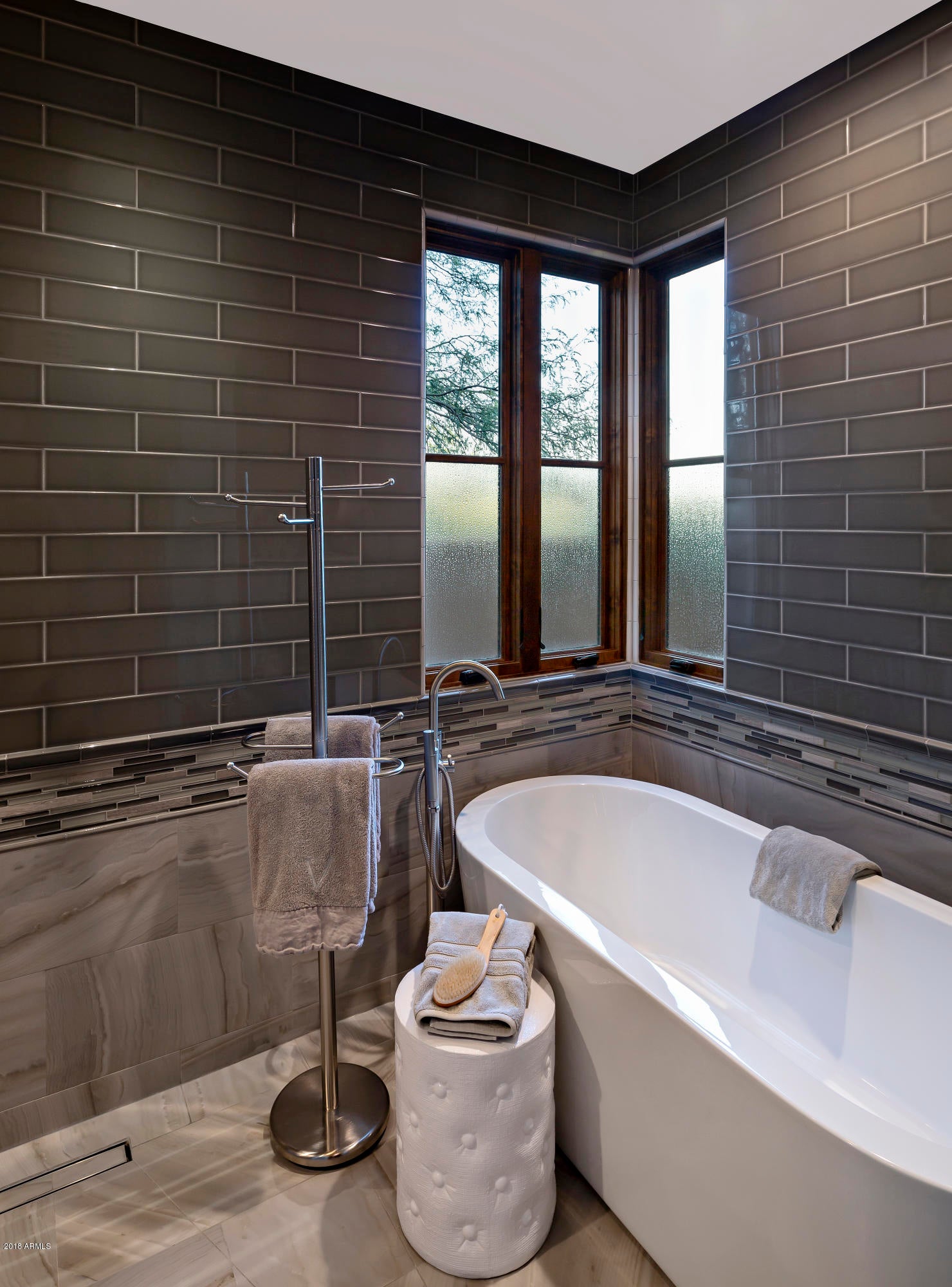 Whisper Rock - Residential