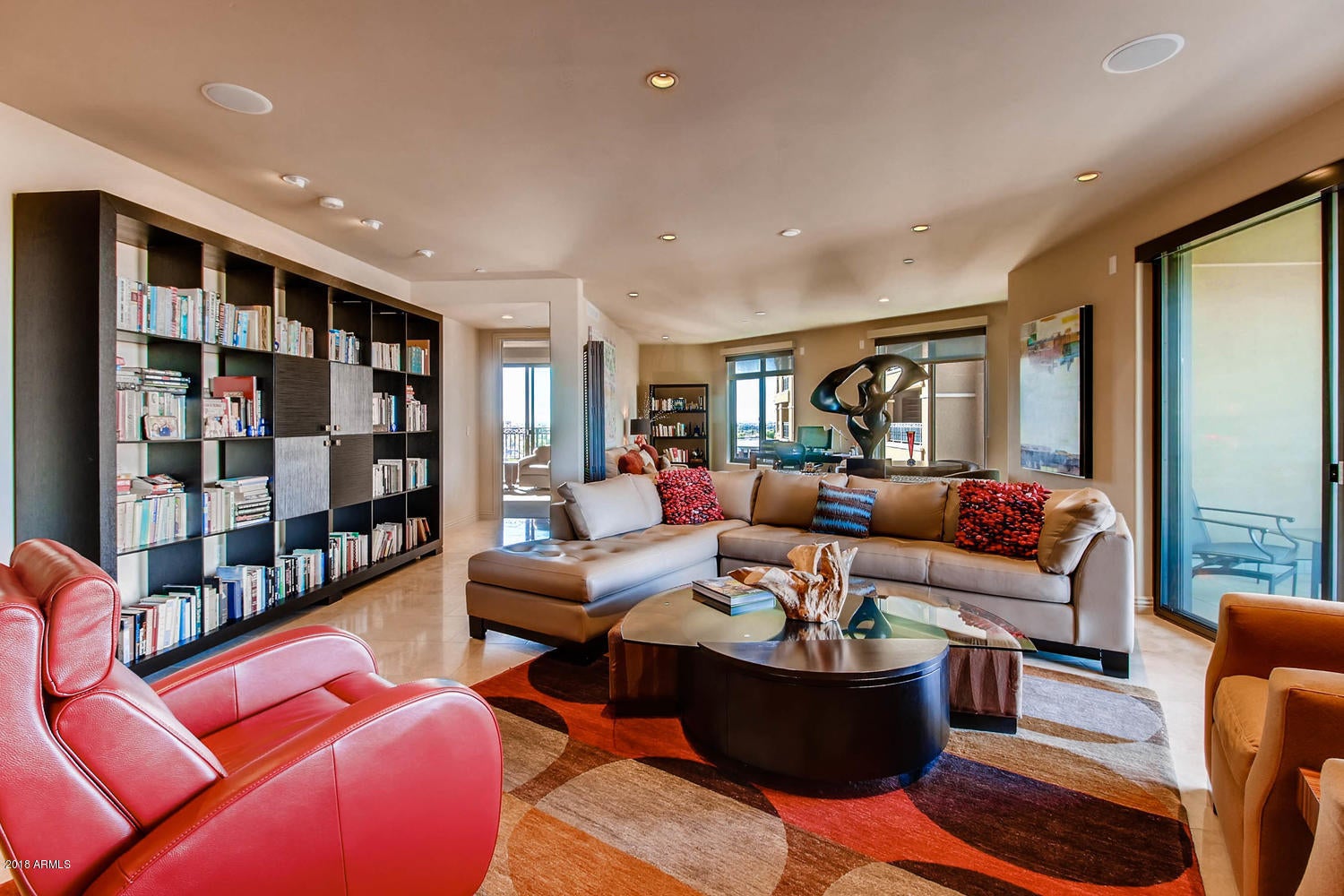 SCOTTSDALE WATERFRONT - Residential