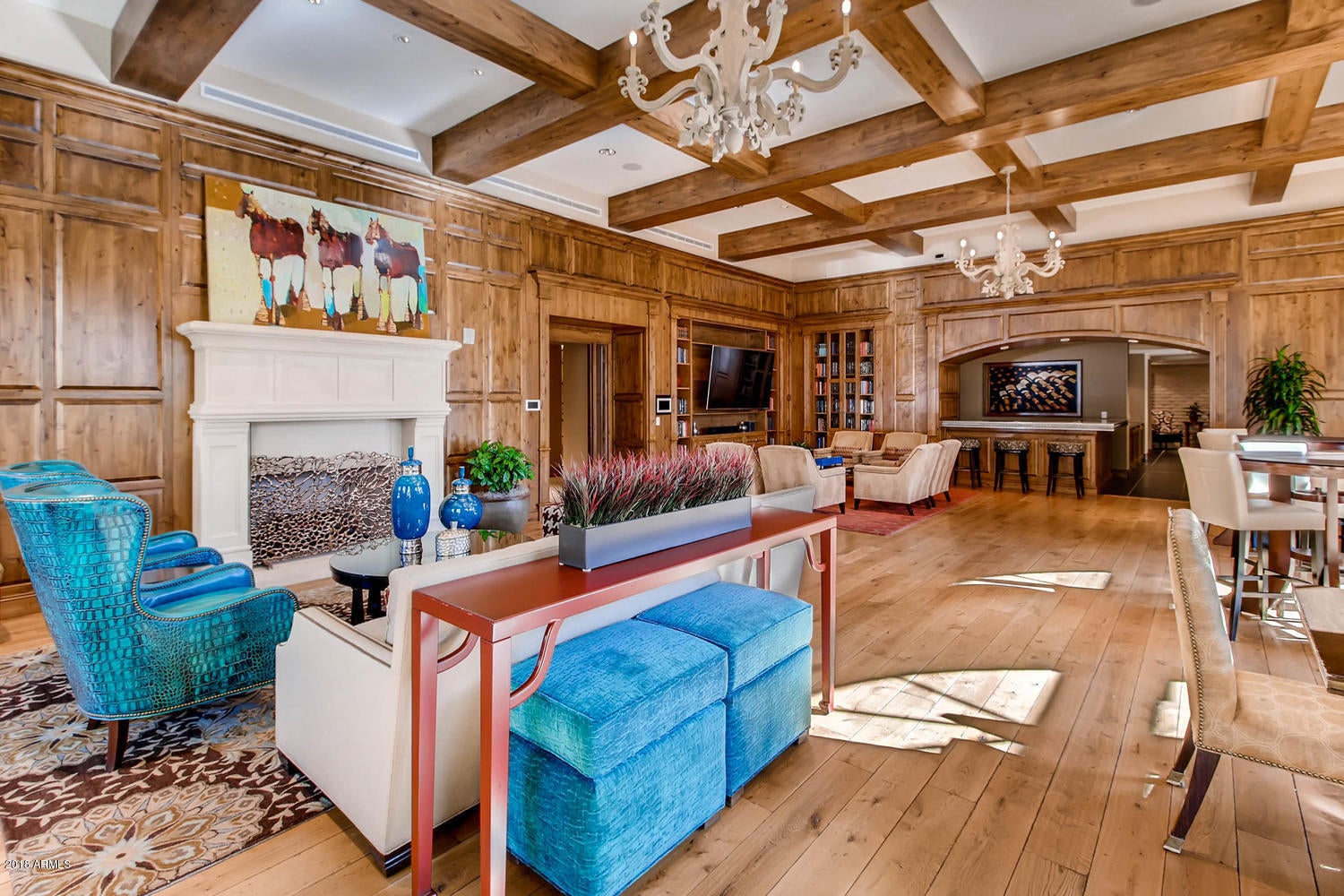 SCOTTSDALE WATERFRONT - Residential