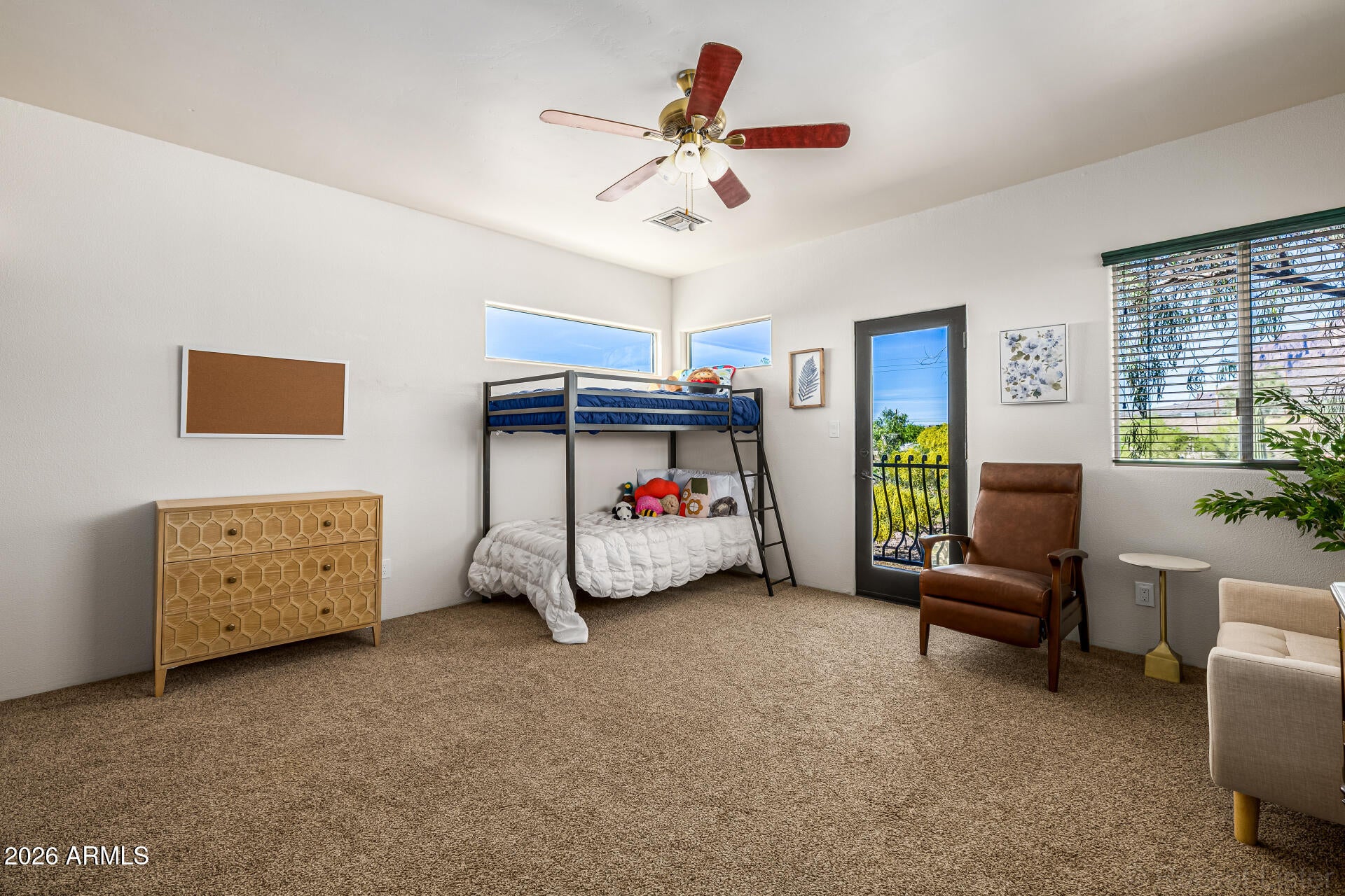 S25 T1N R8E - Residential