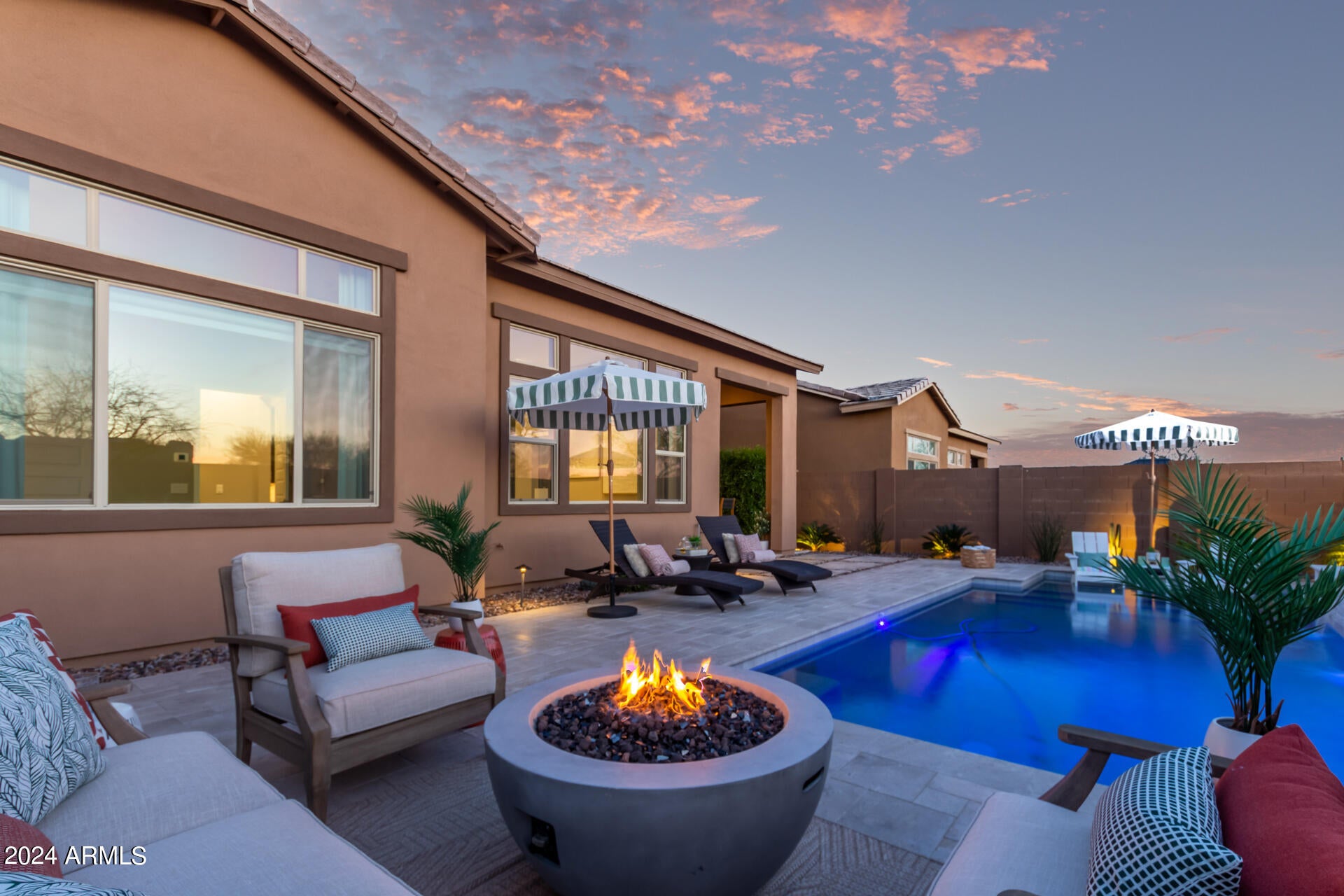 PASEO AT PINNACLE PEAK - Residential