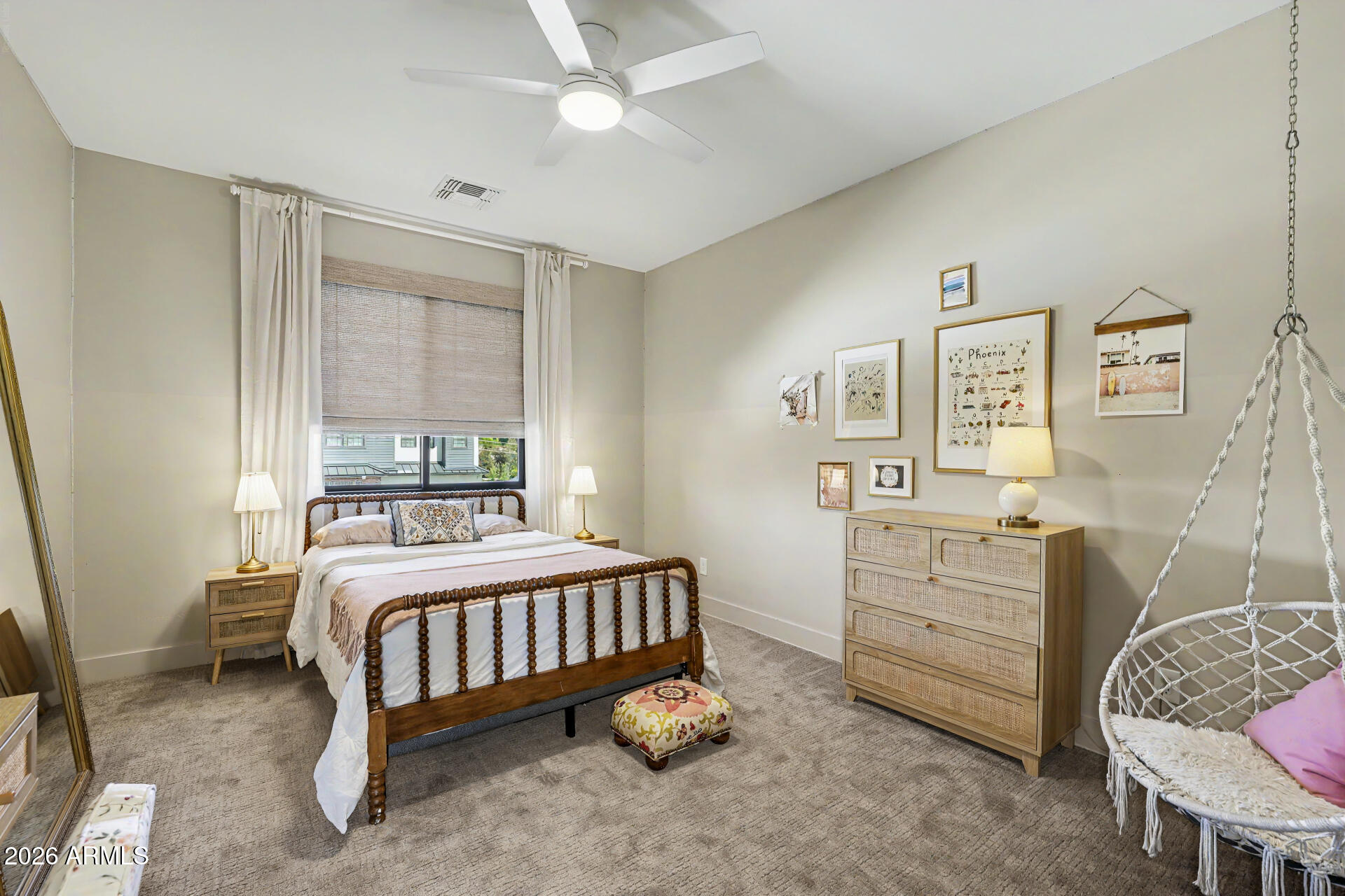LONG MANOR - Residential