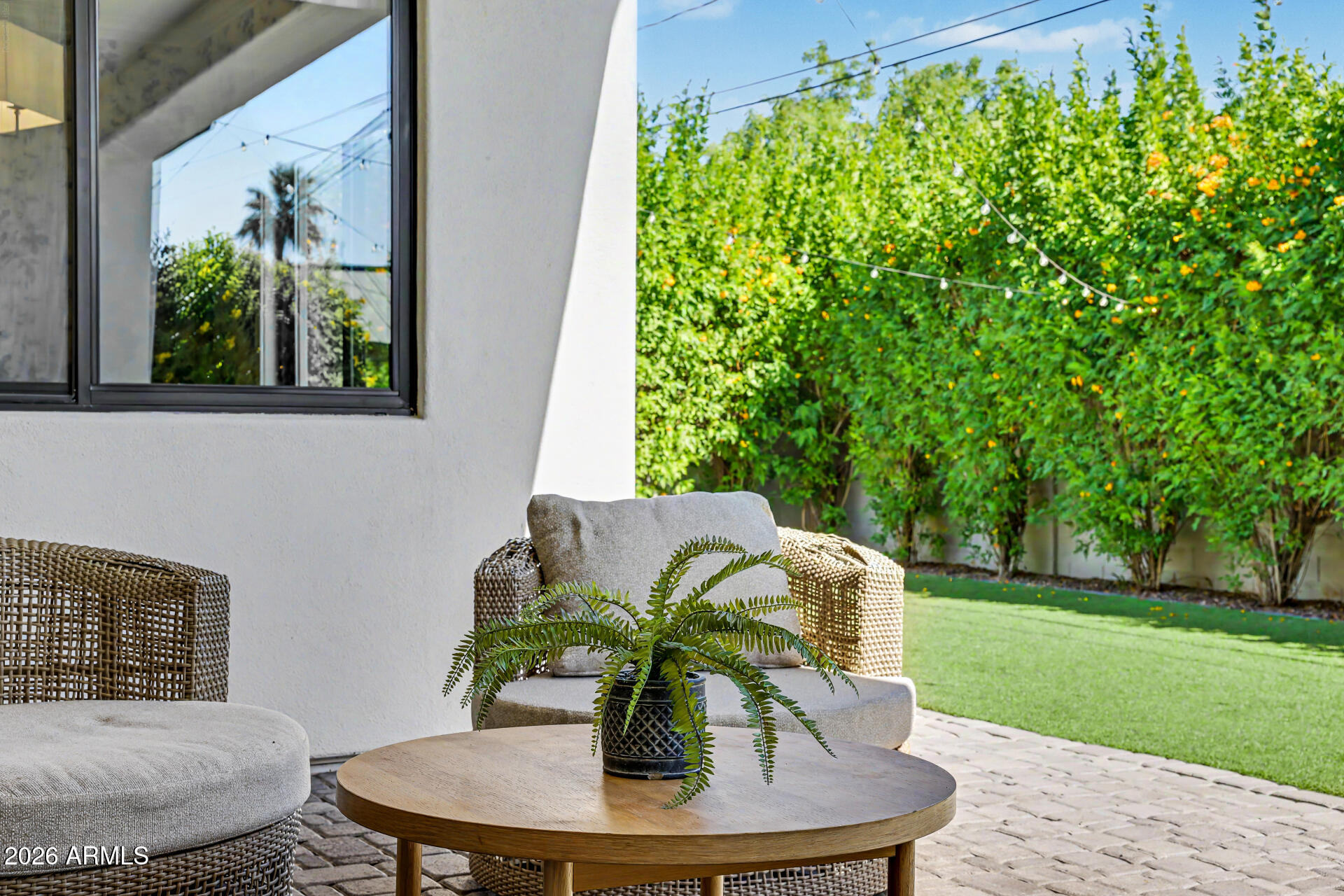 LONG MANOR - Residential