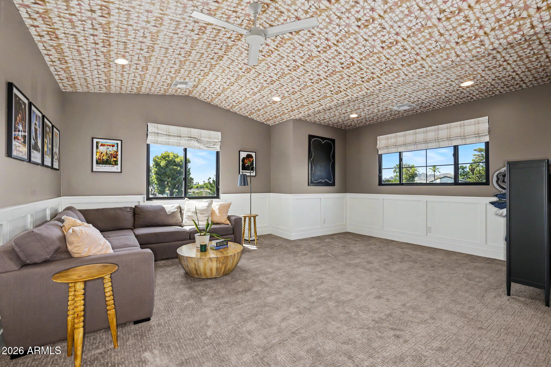 LONG MANOR - Residential