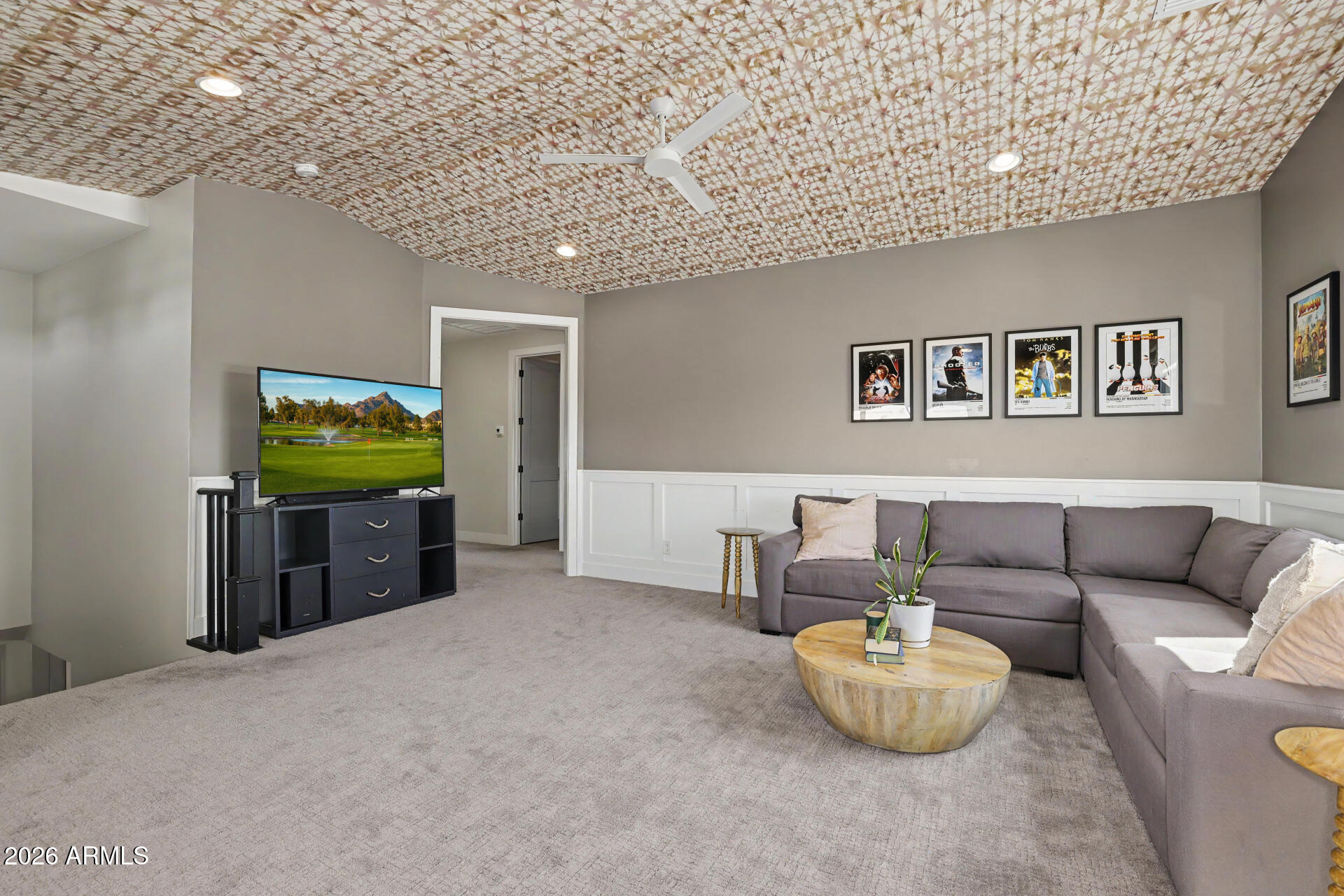 LONG MANOR - Residential