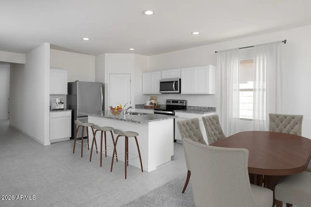 LAVEEN FARMS - Residential
