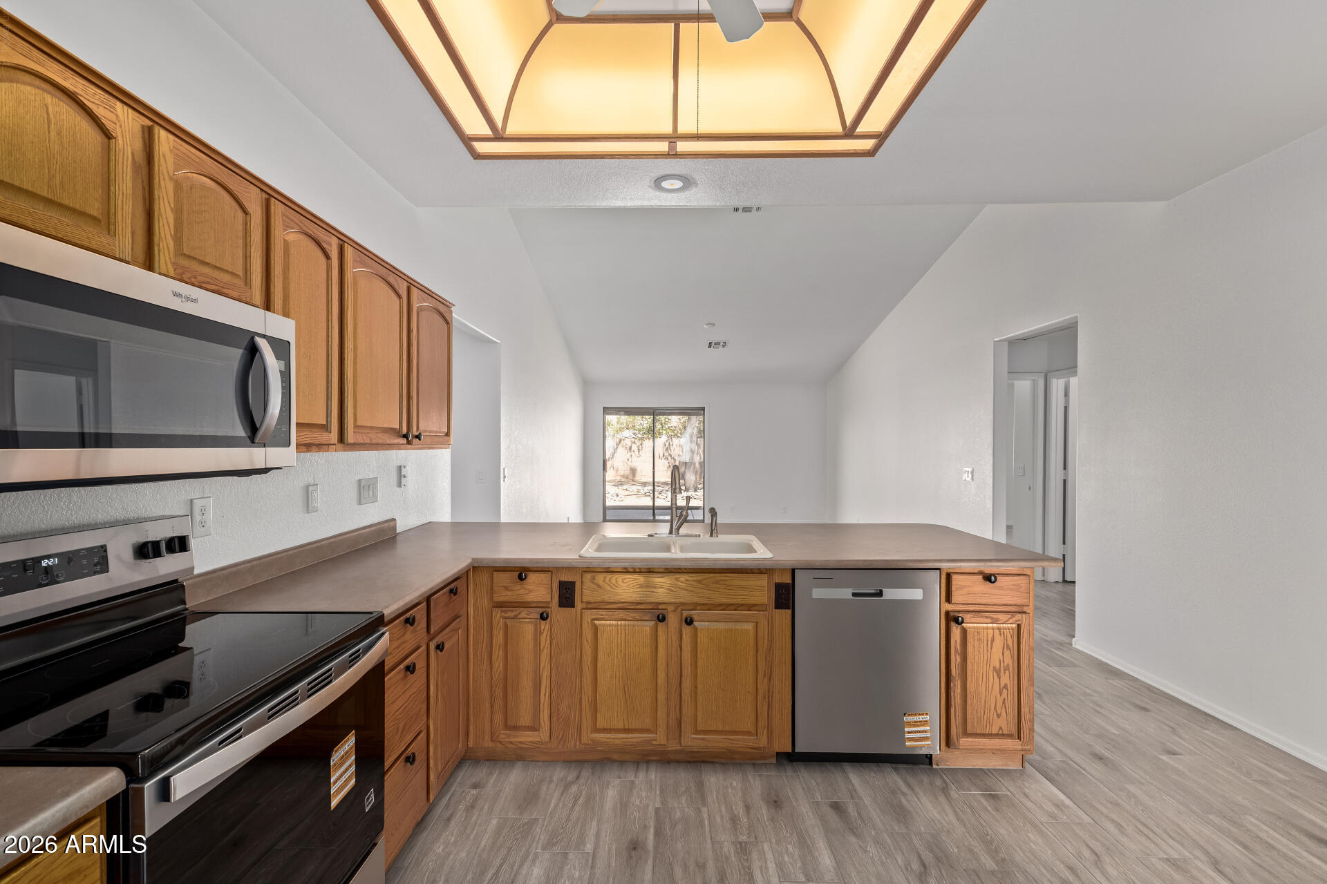 LARISSA - Residential