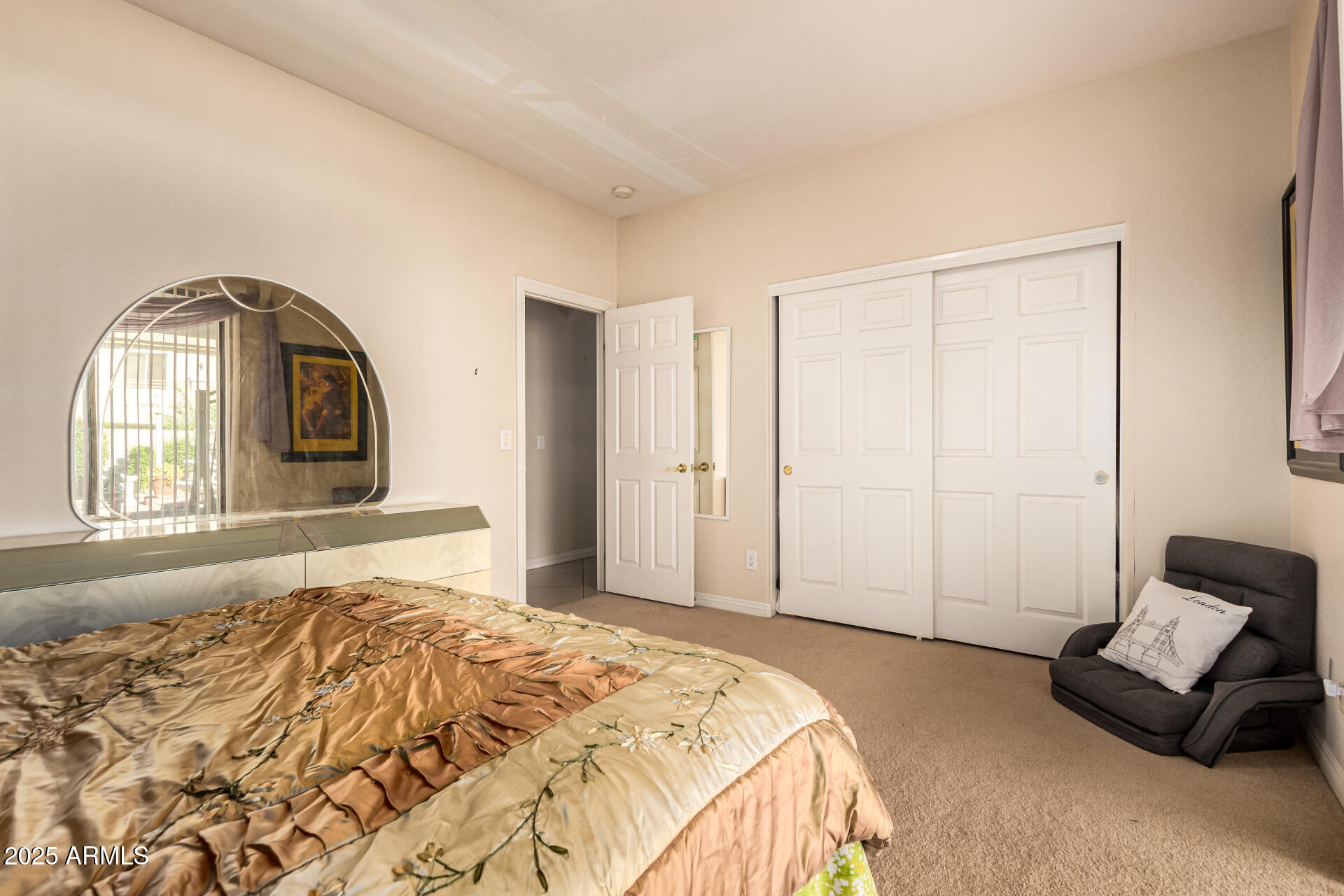 ROVEY FARM ESTATES SOUTH - Residential