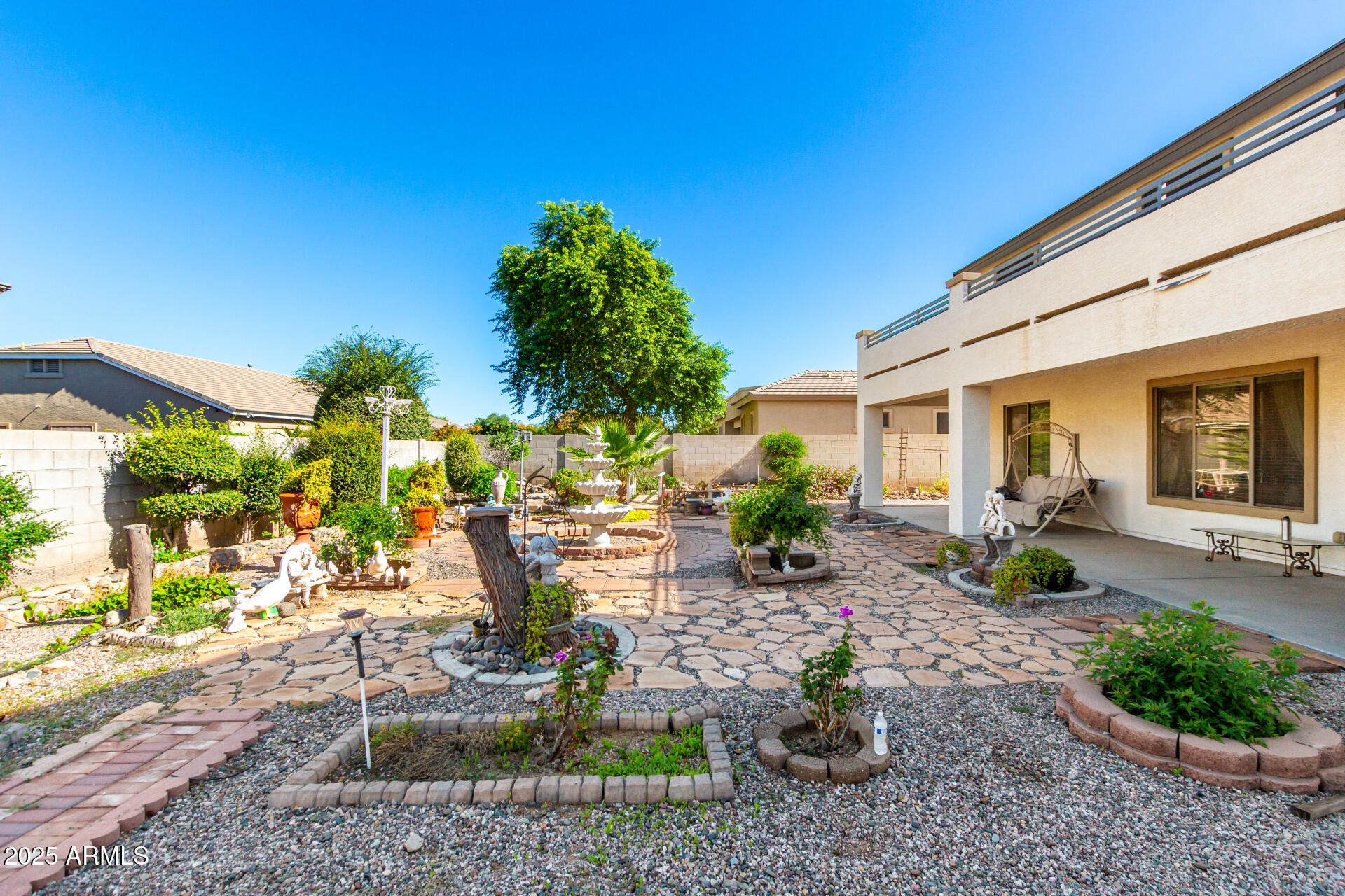ROVEY FARM ESTATES SOUTH - Residential