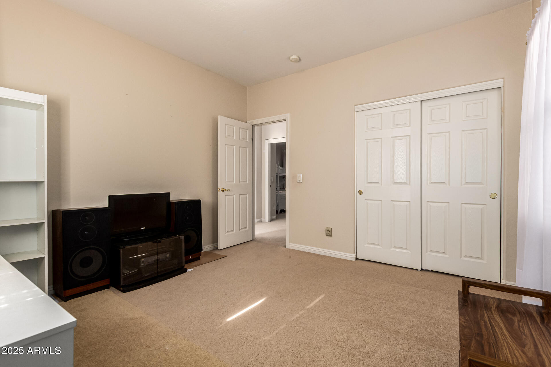 ROVEY FARM ESTATES SOUTH - Residential