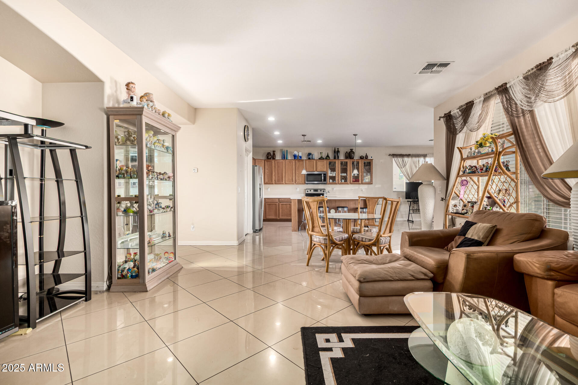 ROVEY FARM ESTATES SOUTH - Residential