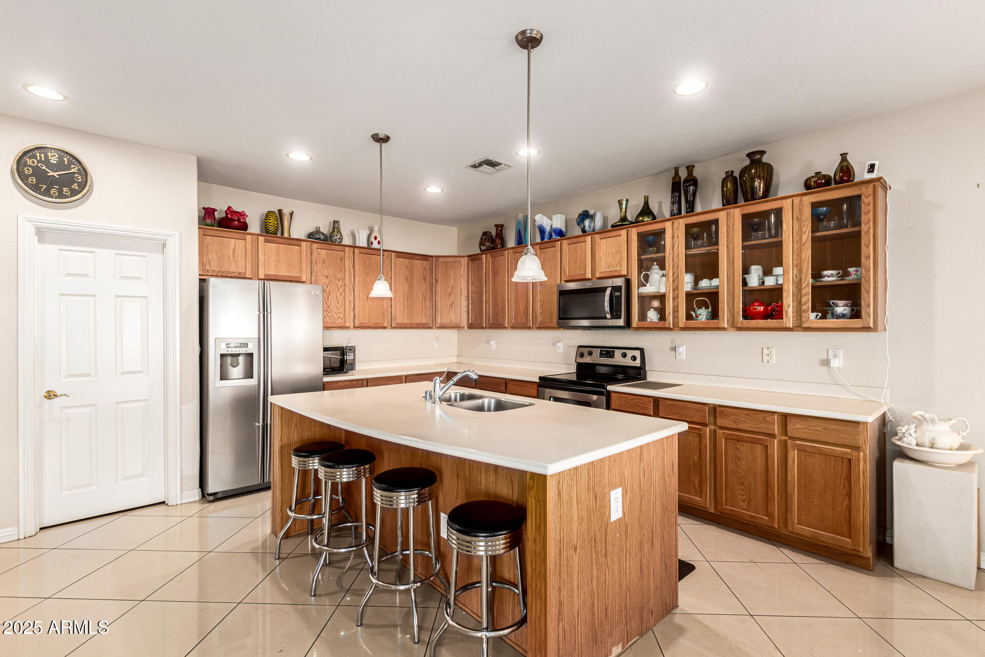 ROVEY FARM ESTATES SOUTH - Residential