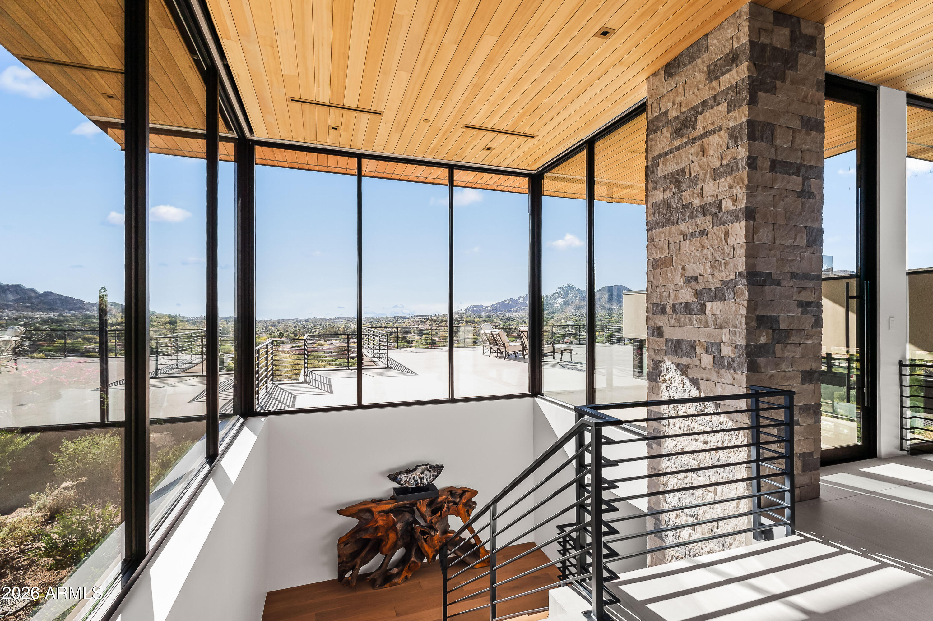 MIRADOR - Residential