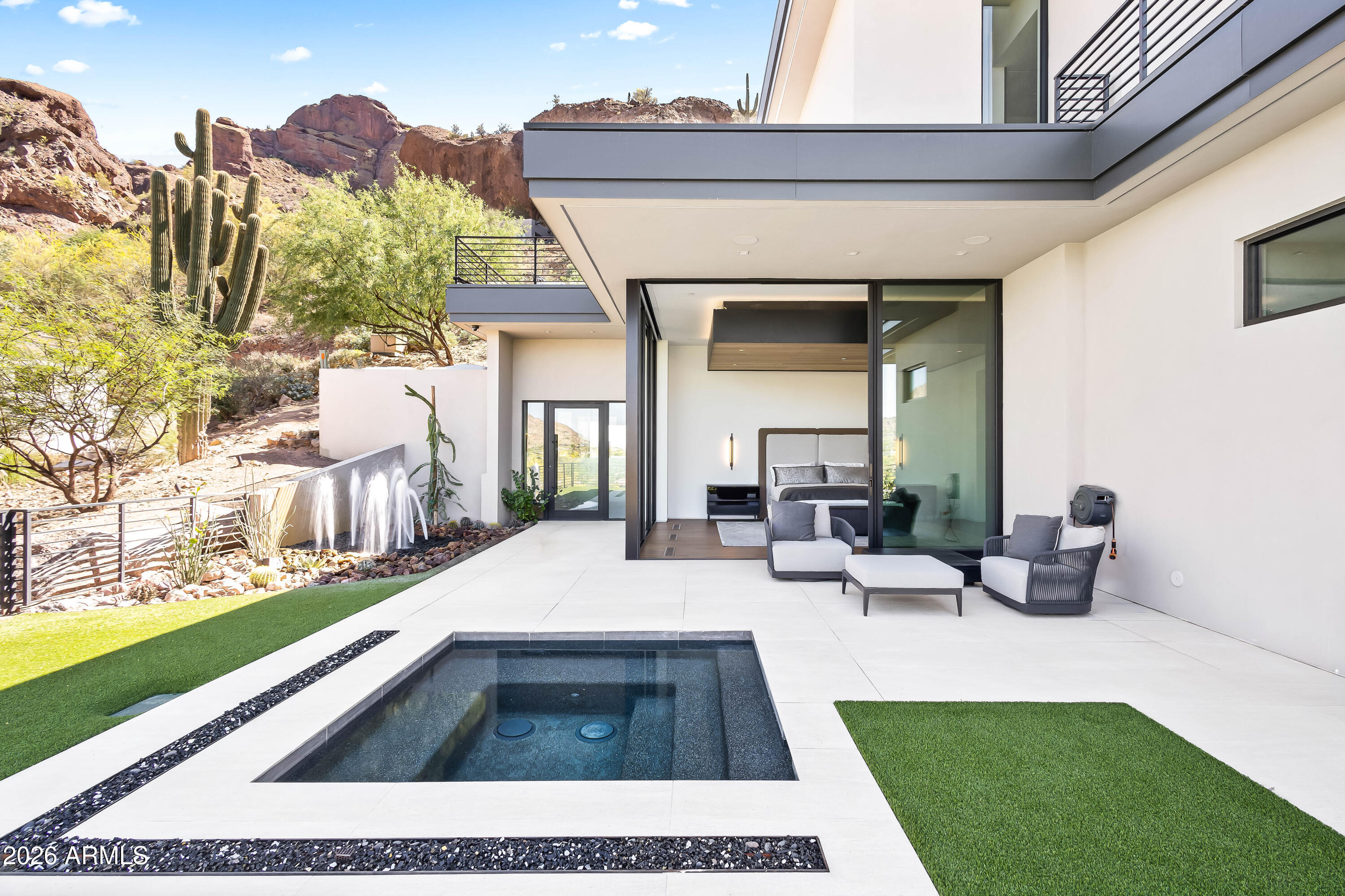 MIRADOR - Residential