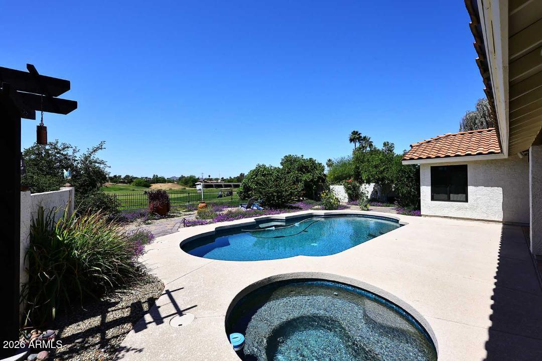 GOLF TERRACE - Residential