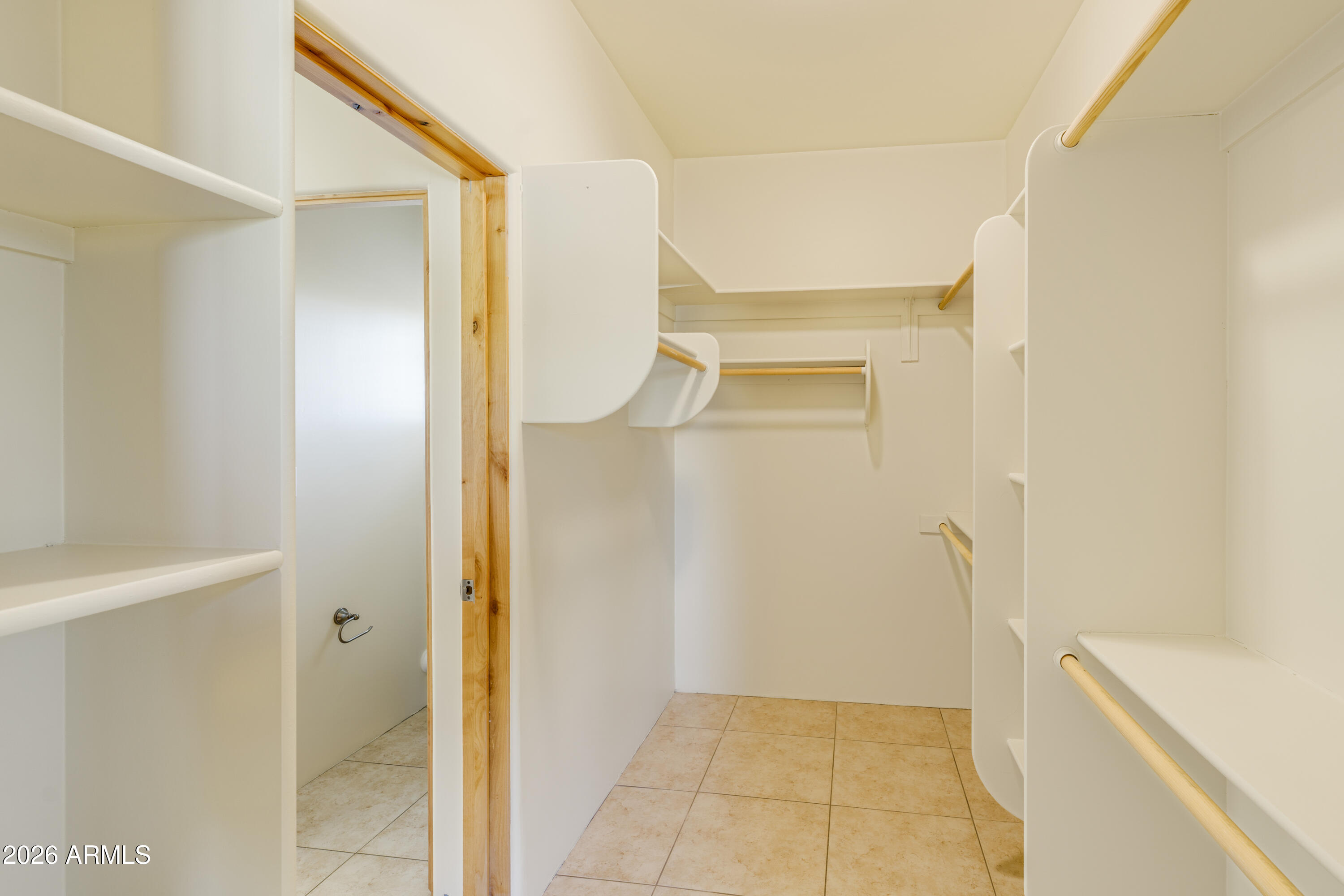 LONGVIEW ESTATES - Residential