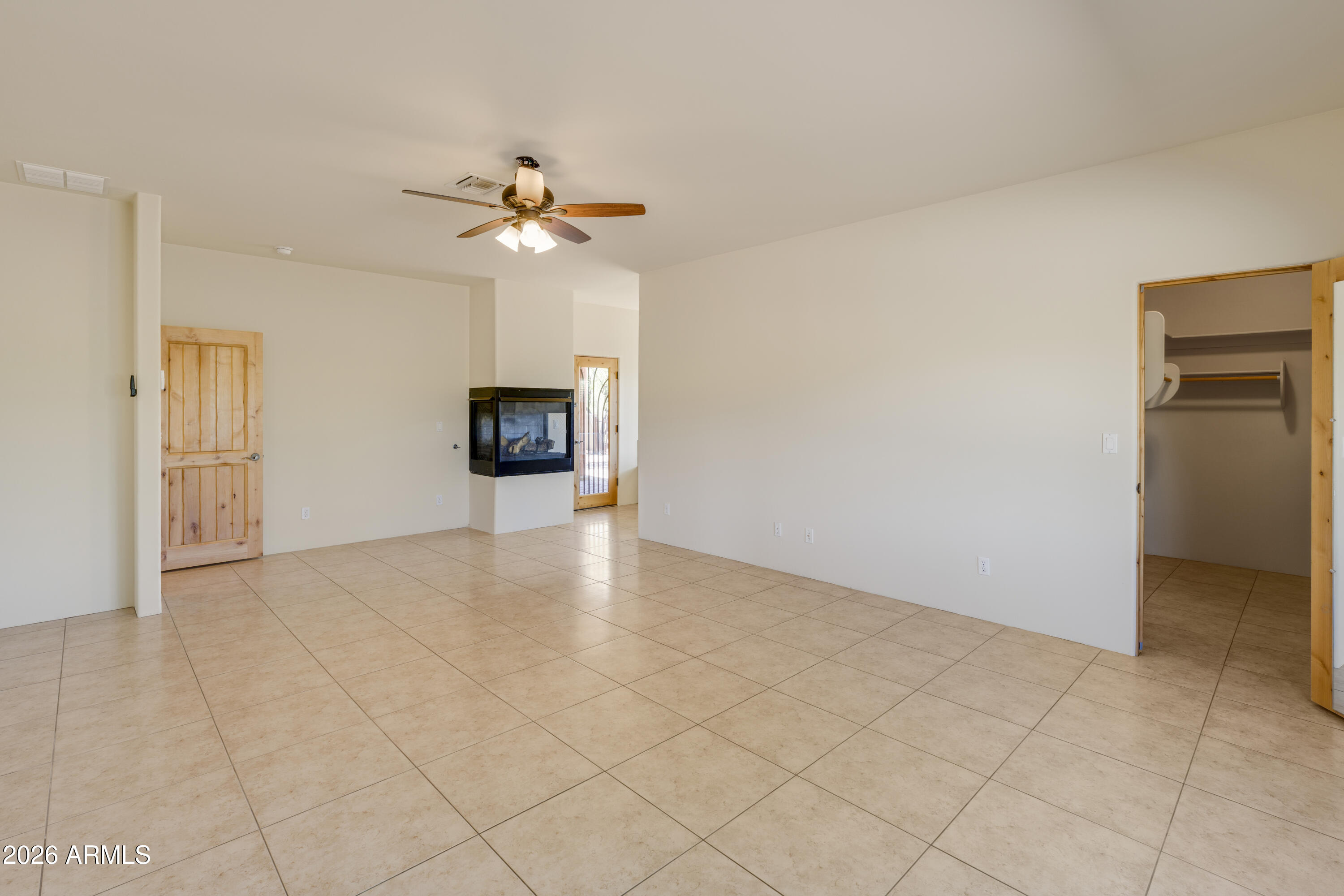LONGVIEW ESTATES - Residential
