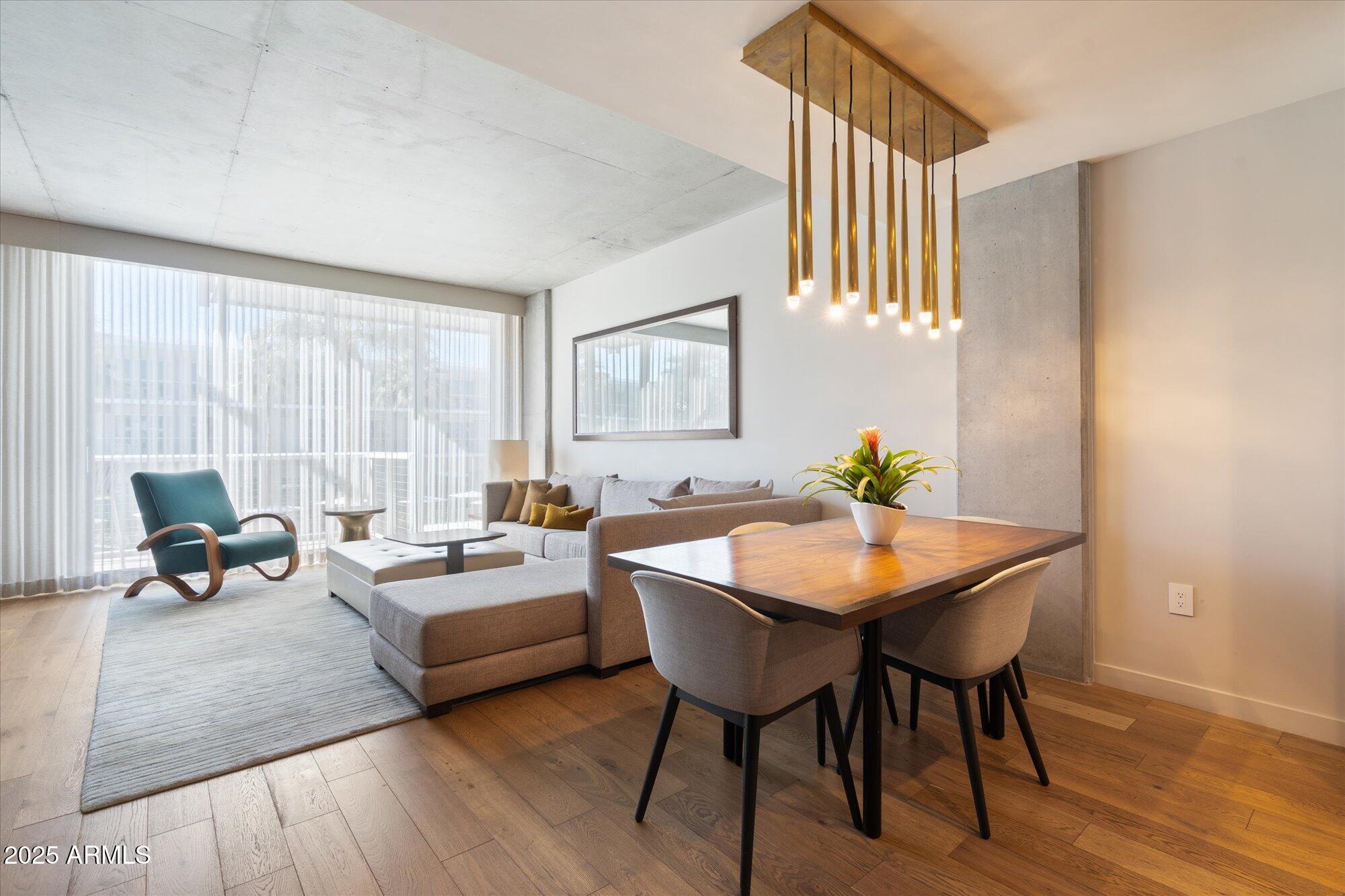 MOUNTAIN SHADOWS RESORT - CONDOMINIUM HOTEL - Residential