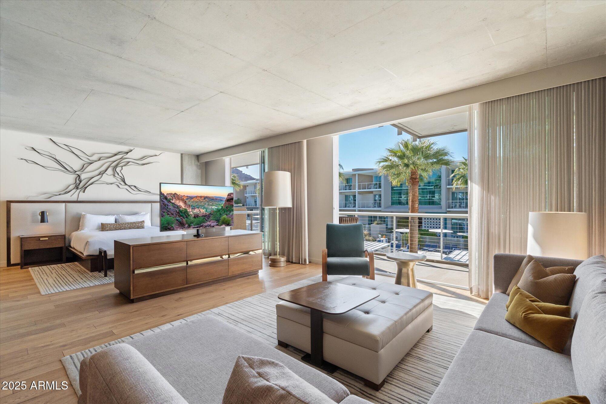 MOUNTAIN SHADOWS RESORT - CONDOMINIUM HOTEL - Residential
