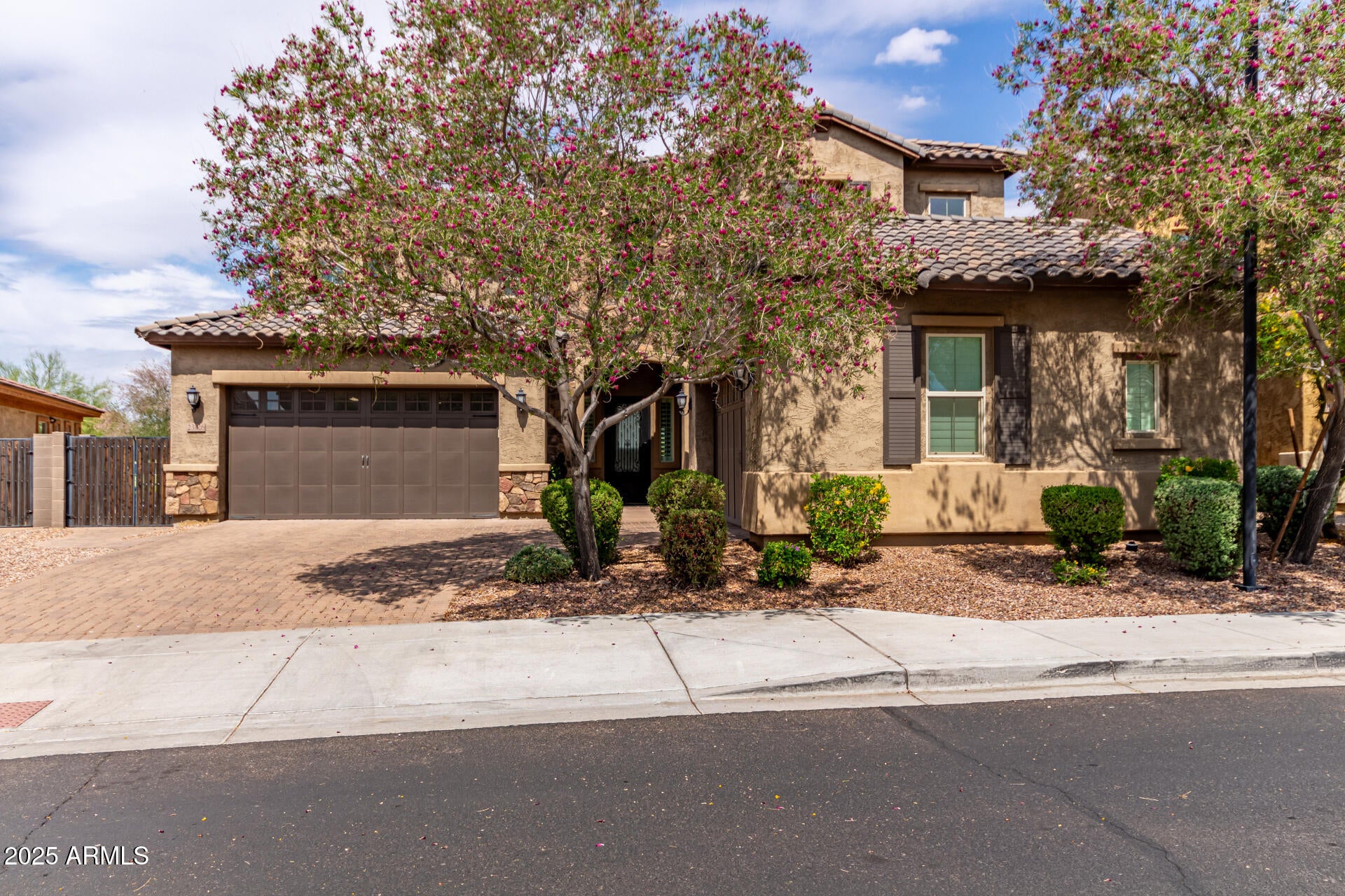 DESERT RIDGE SUPERBLOCK 7 NORTH PARCEL 2 - Residential