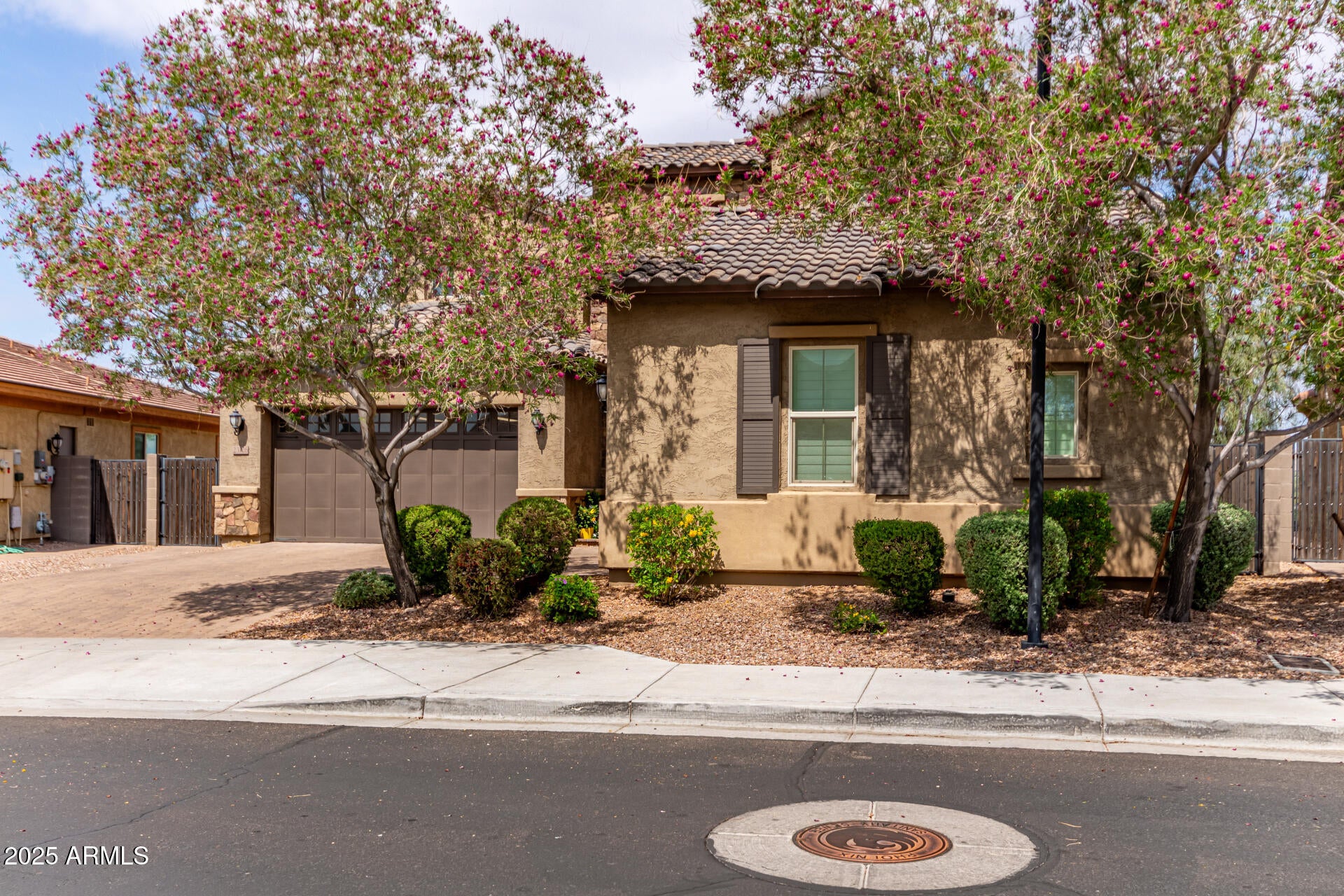 DESERT RIDGE SUPERBLOCK 7 NORTH PARCEL 2 - Residential
