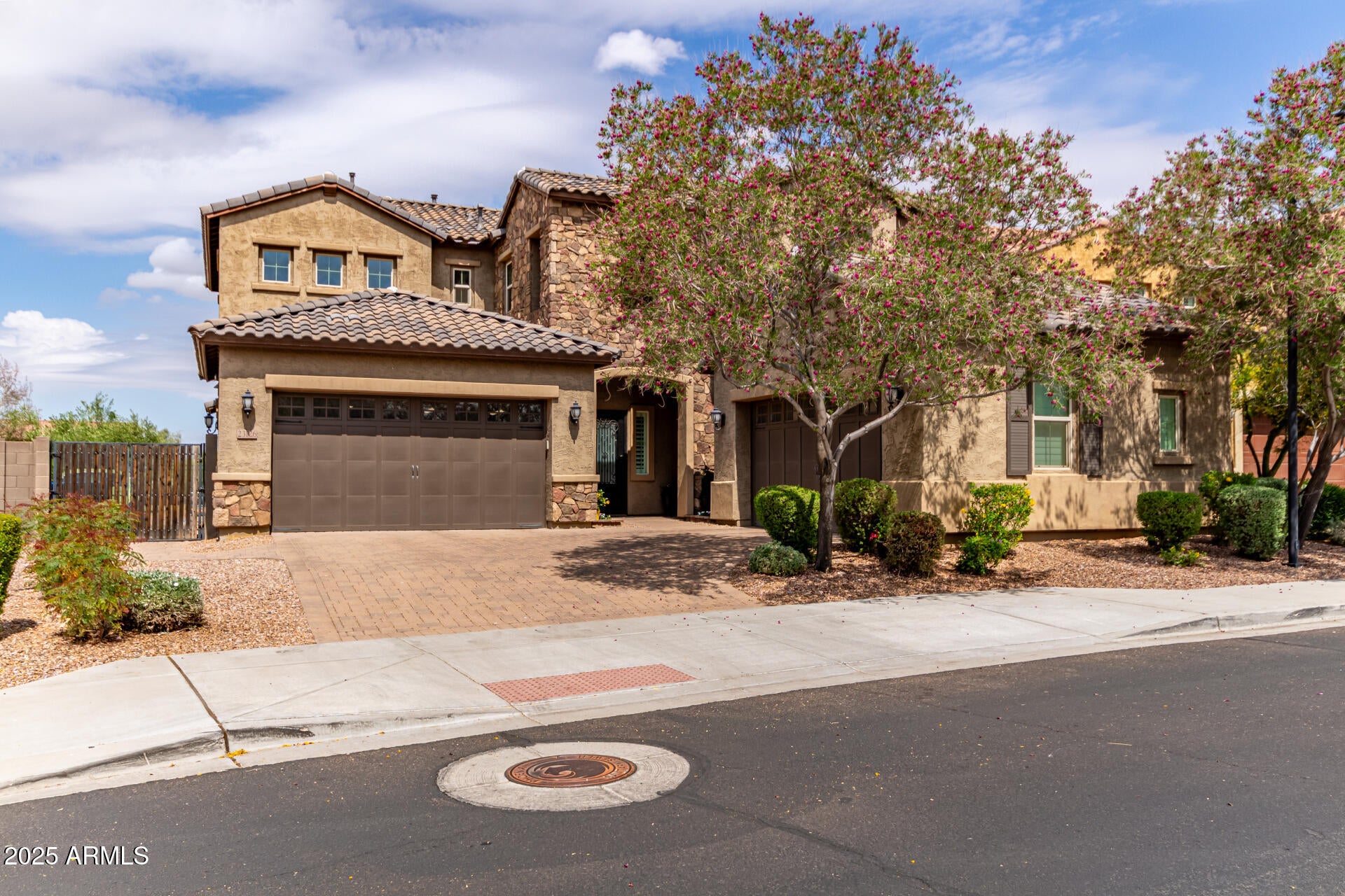 DESERT RIDGE SUPERBLOCK 7 NORTH PARCEL 2 - Residential