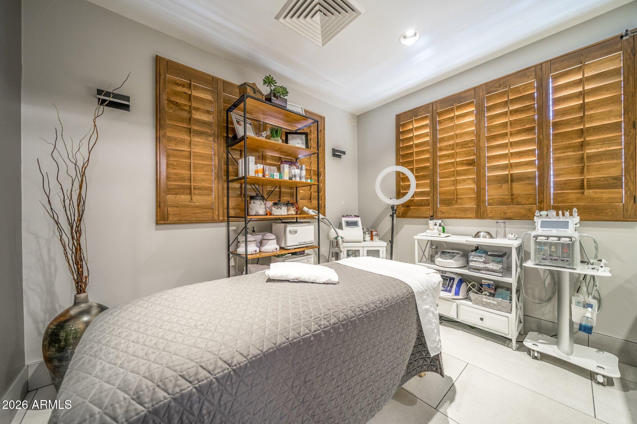 DIAMOND POINT AT LAS SENDAS MOUNTAIN - Residential