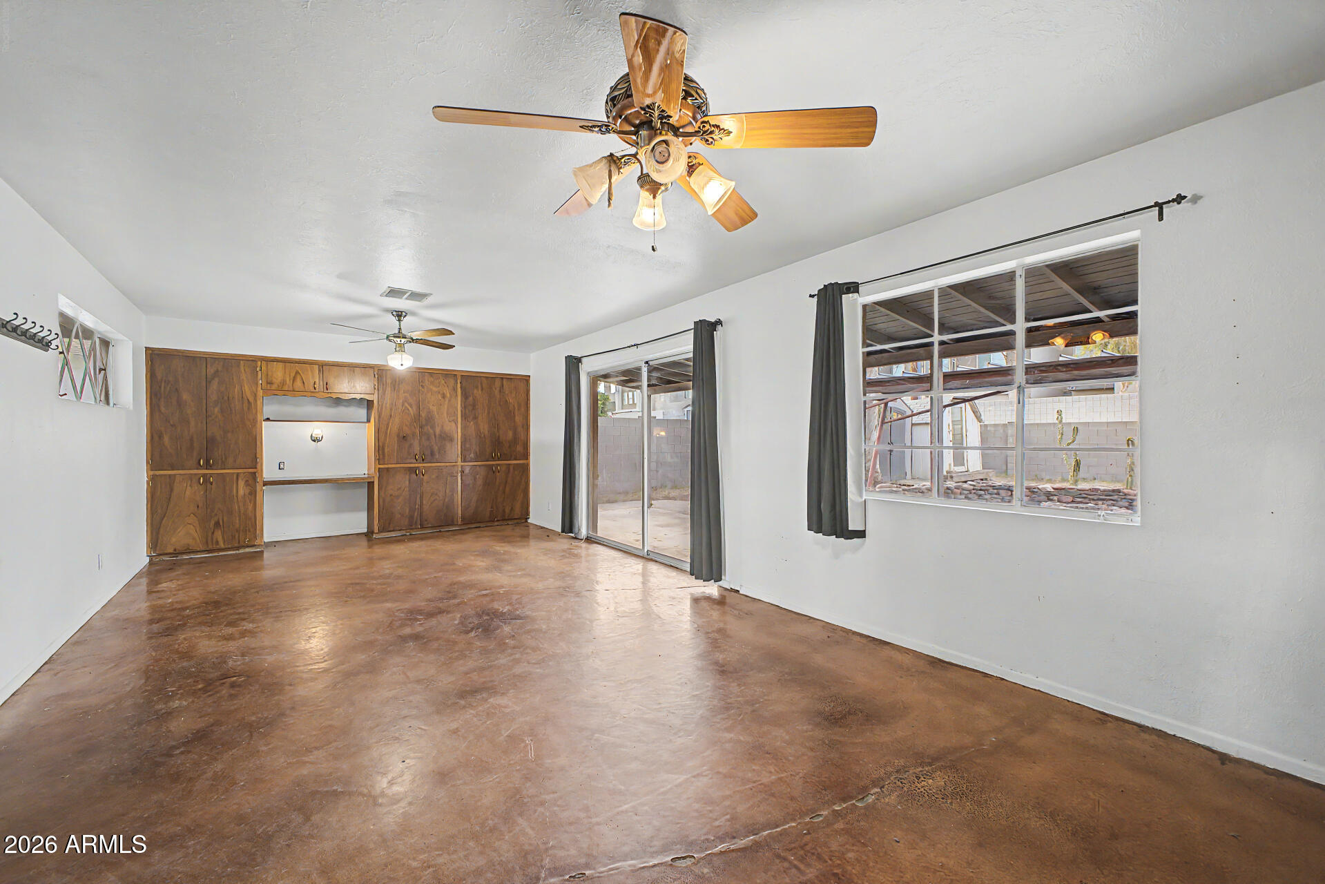 PAPAGO PARKWAY - Residential
