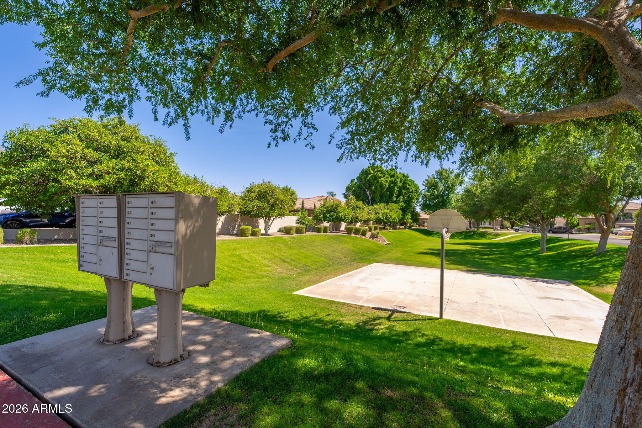 ESTATES AT NORTHRIDGE - Residential