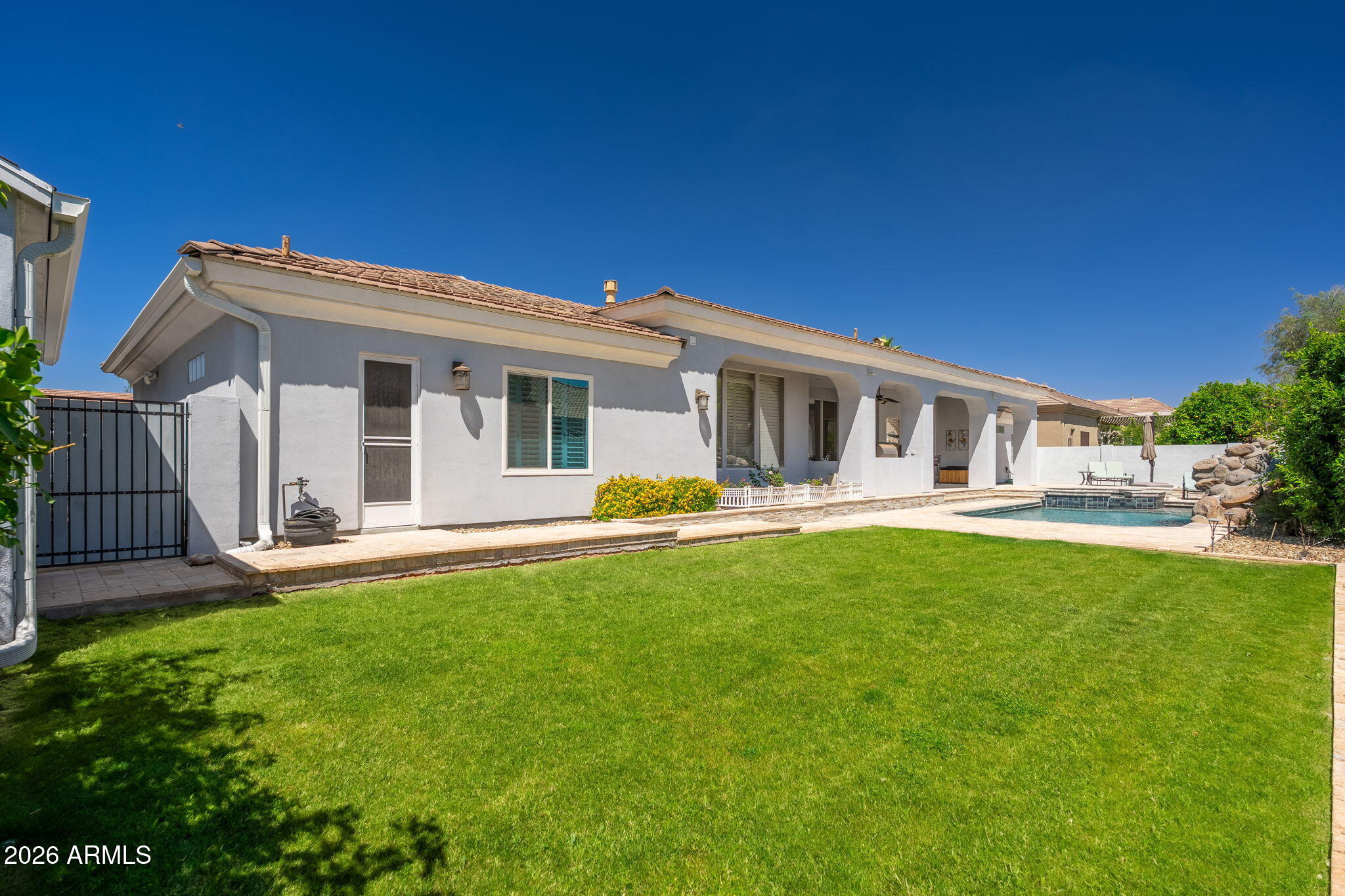 ESTATES AT NORTHRIDGE - Residential