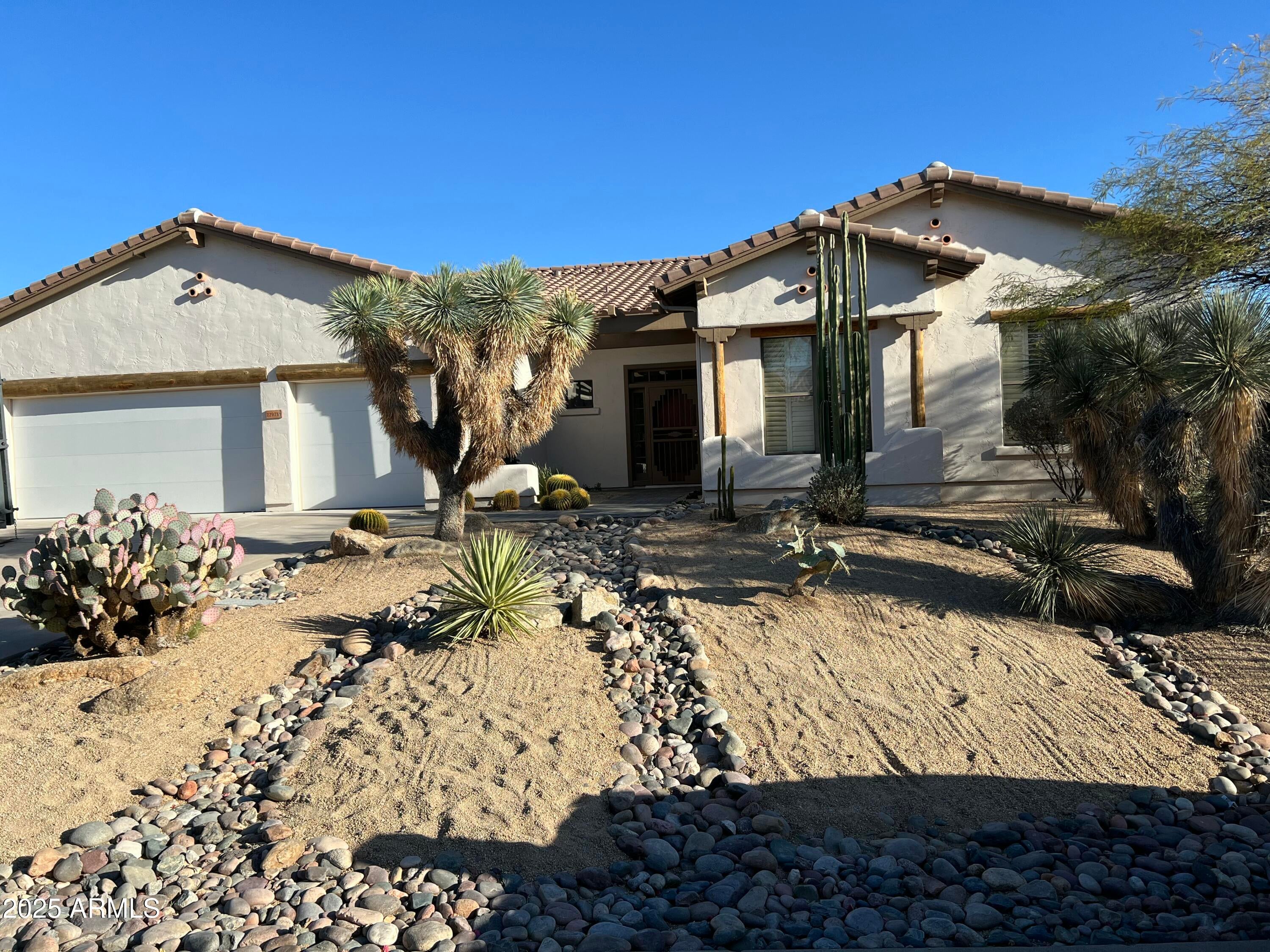 PINNACLE PEAK VISTAS 4 - Residential