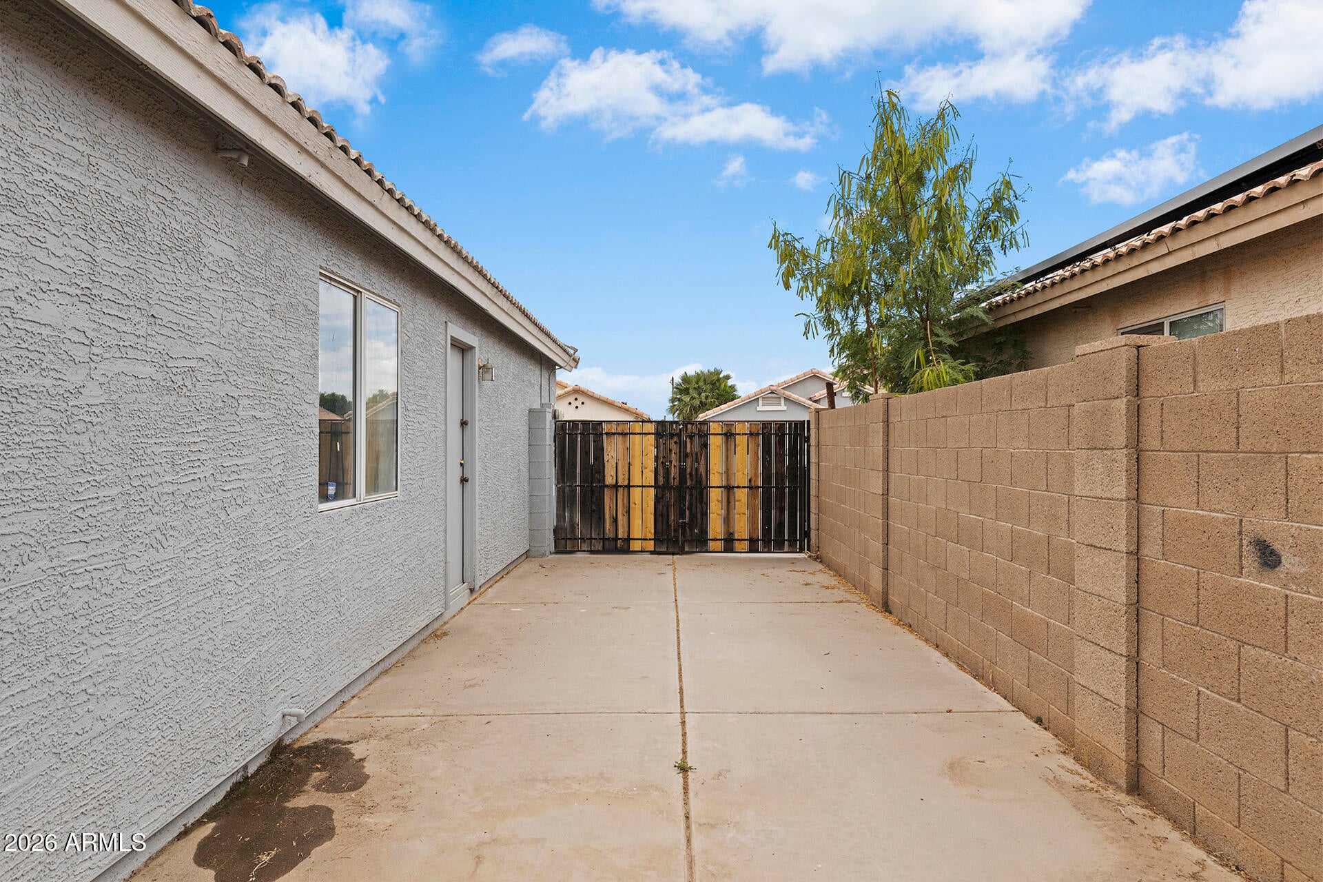 TRADITIONS WEST - Residential