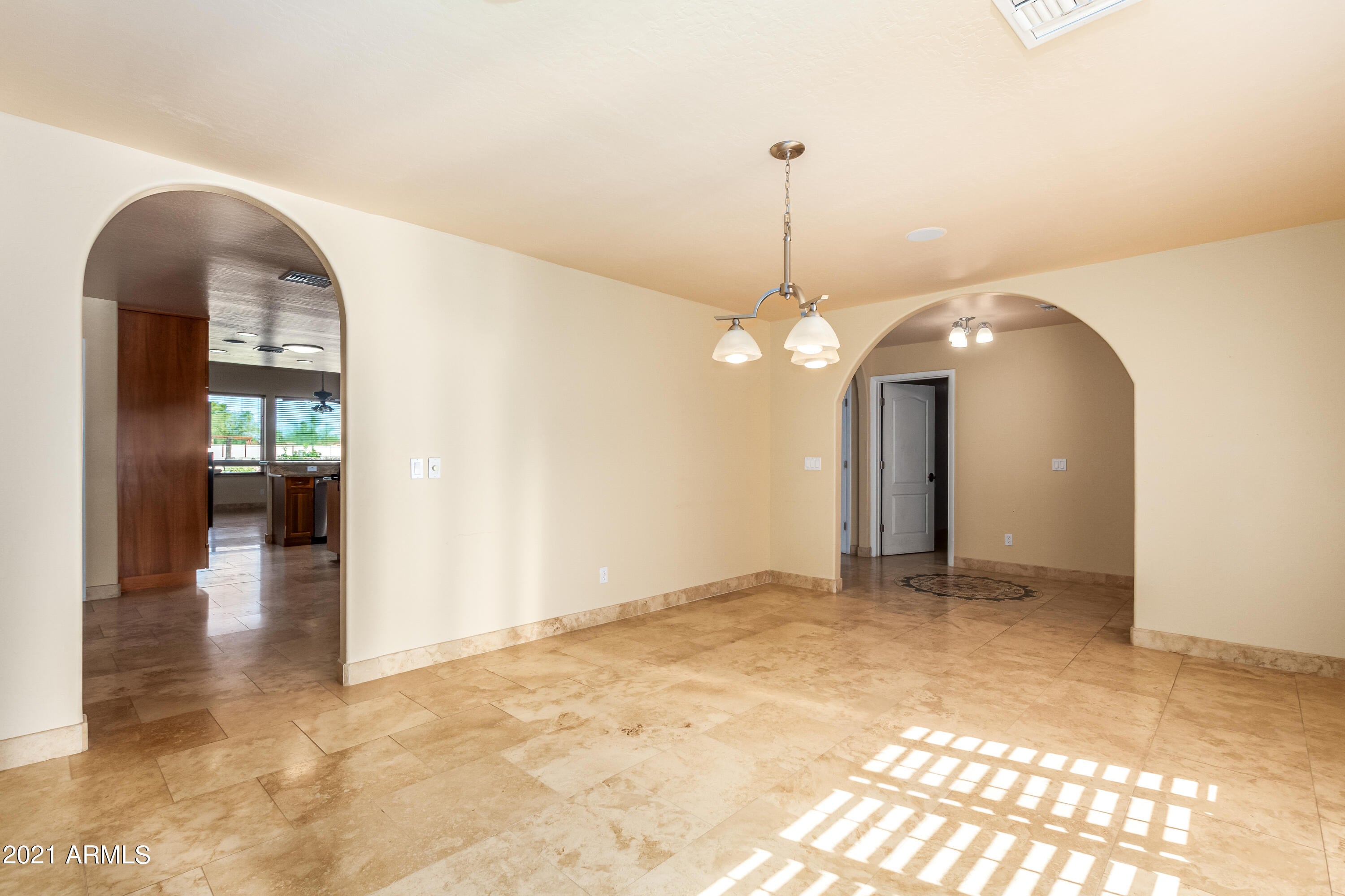 SUNBURST FARMS EAST 5 - Residential