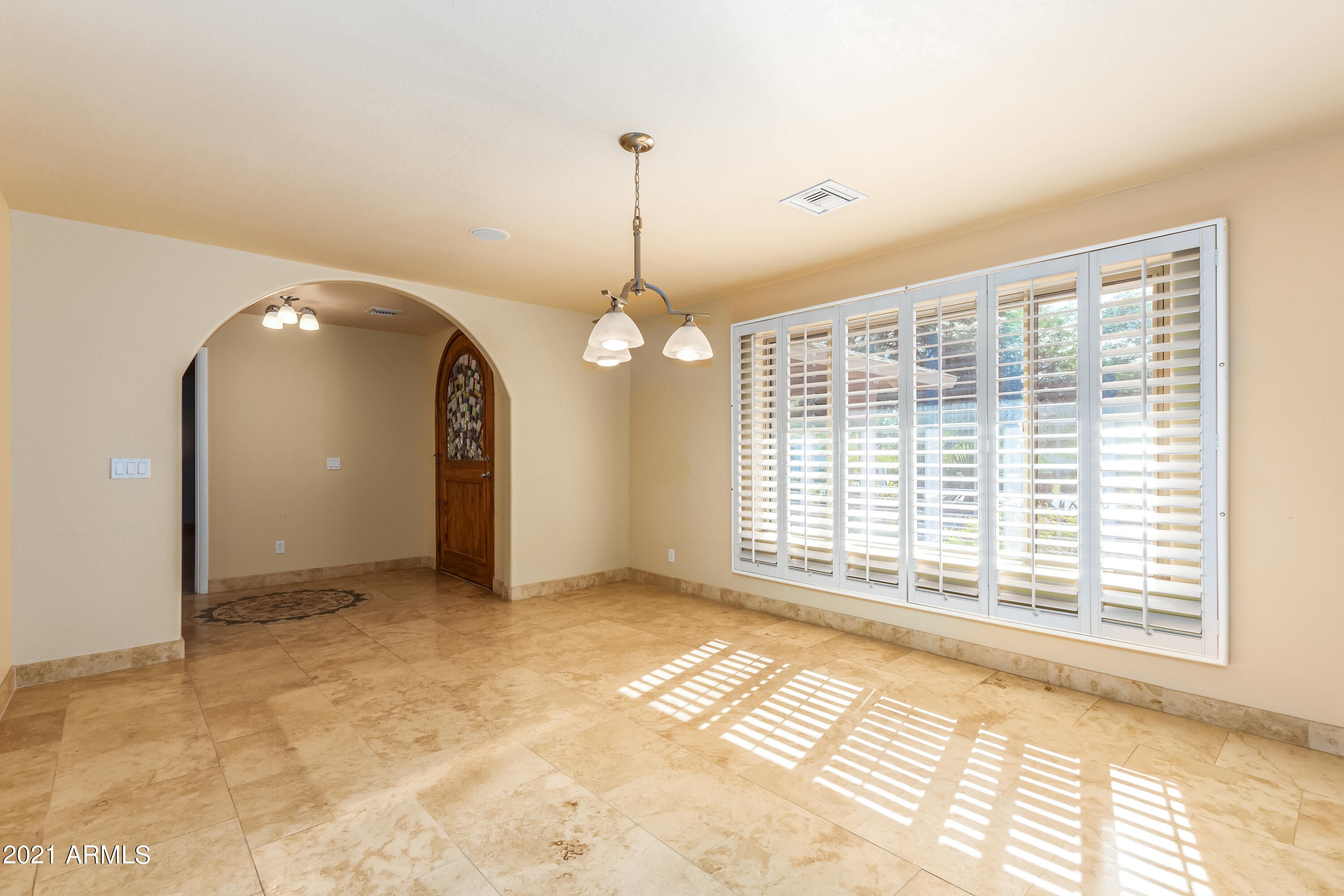 SUNBURST FARMS EAST 5 - Residential