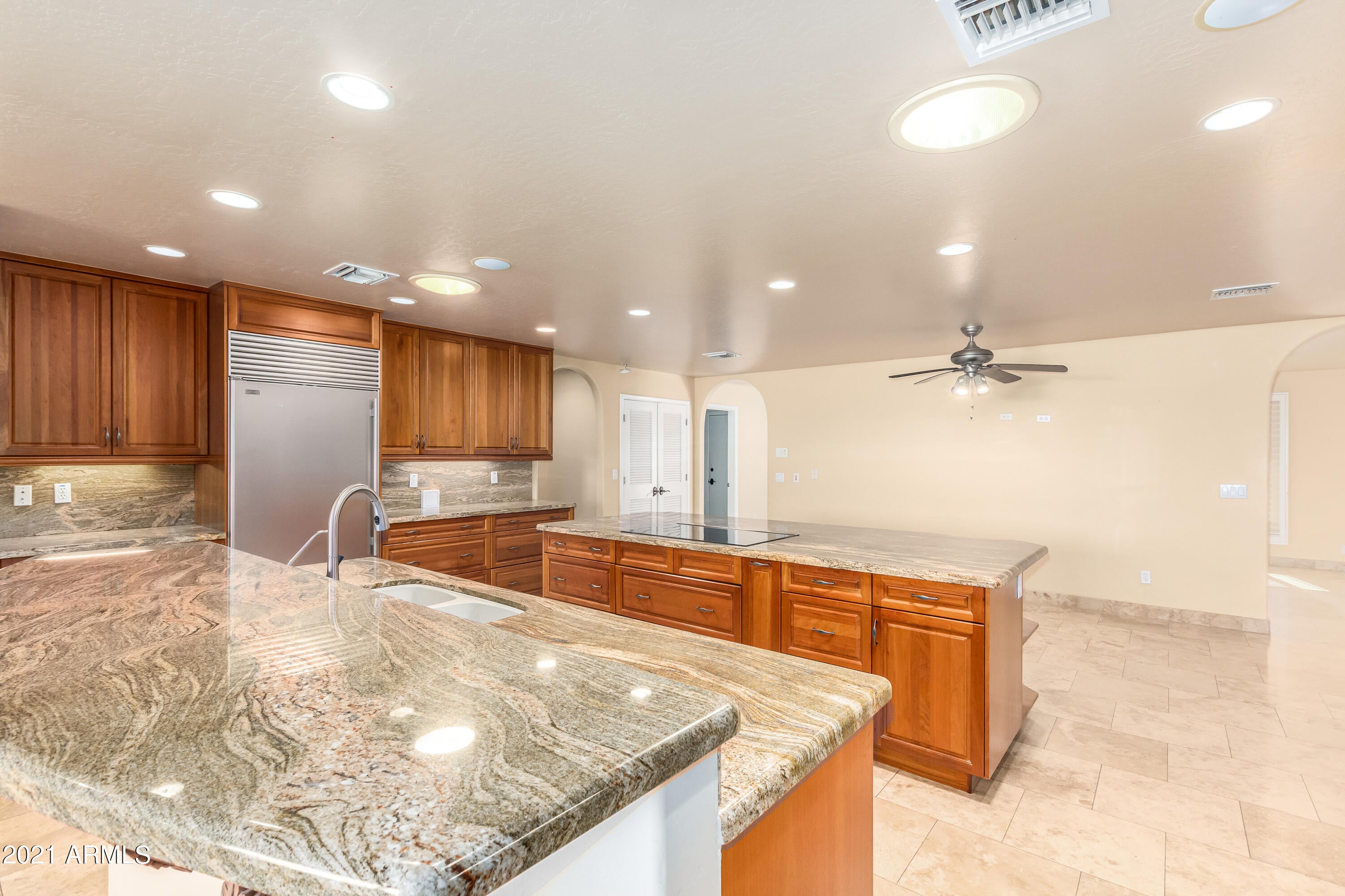 SUNBURST FARMS EAST 5 - Residential