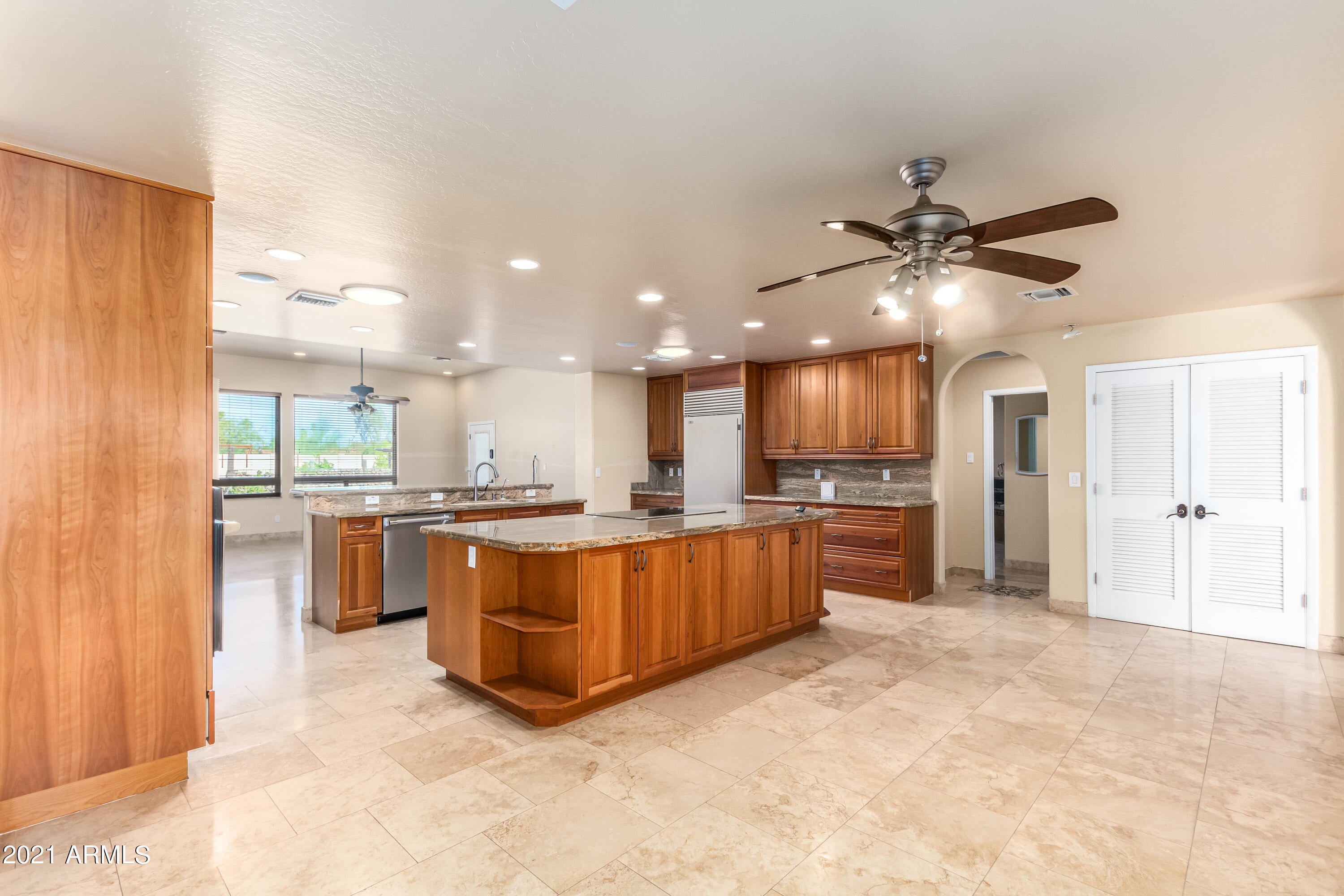 SUNBURST FARMS EAST 5 - Residential