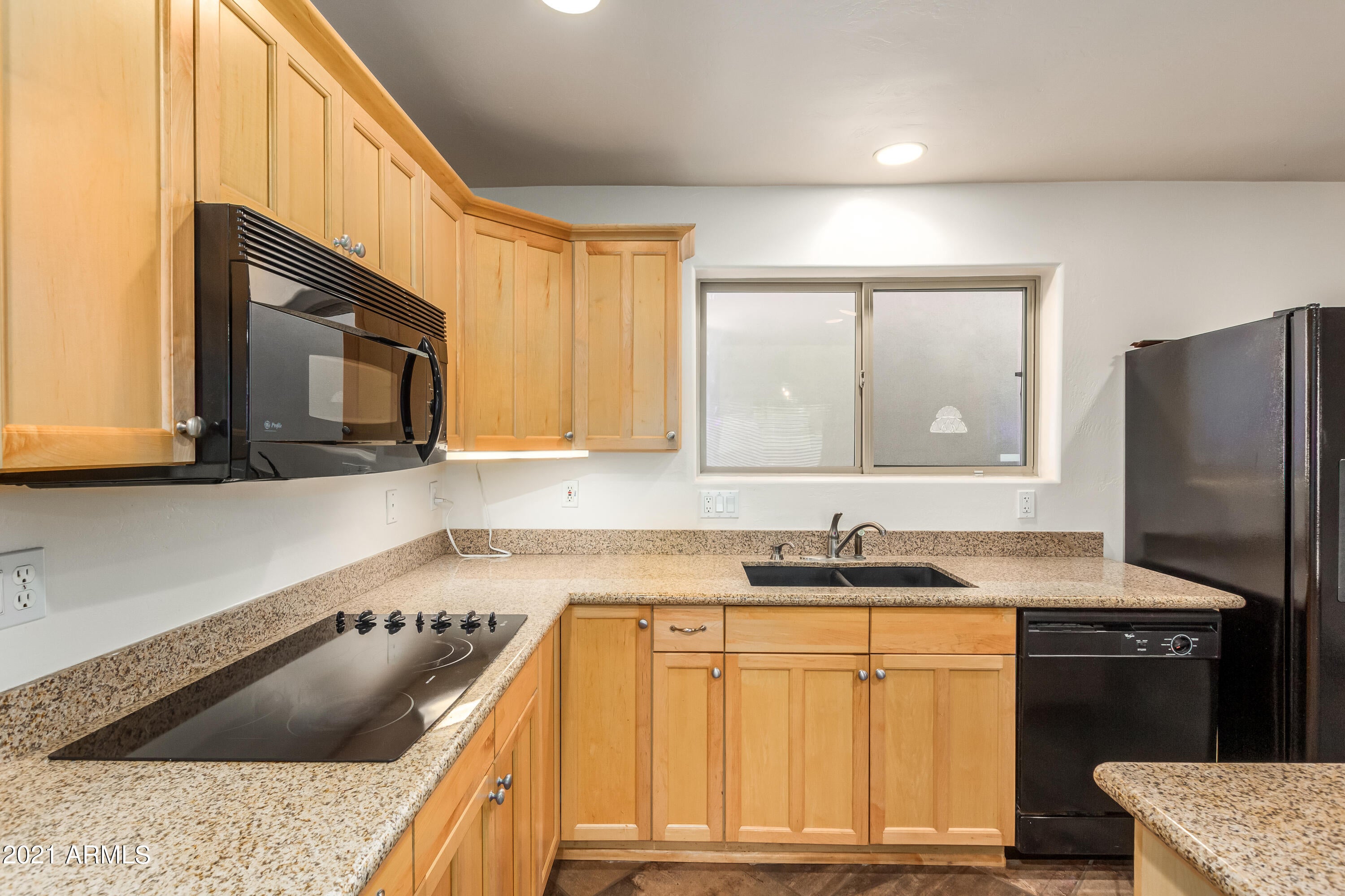 SUNBURST FARMS EAST 5 - Residential