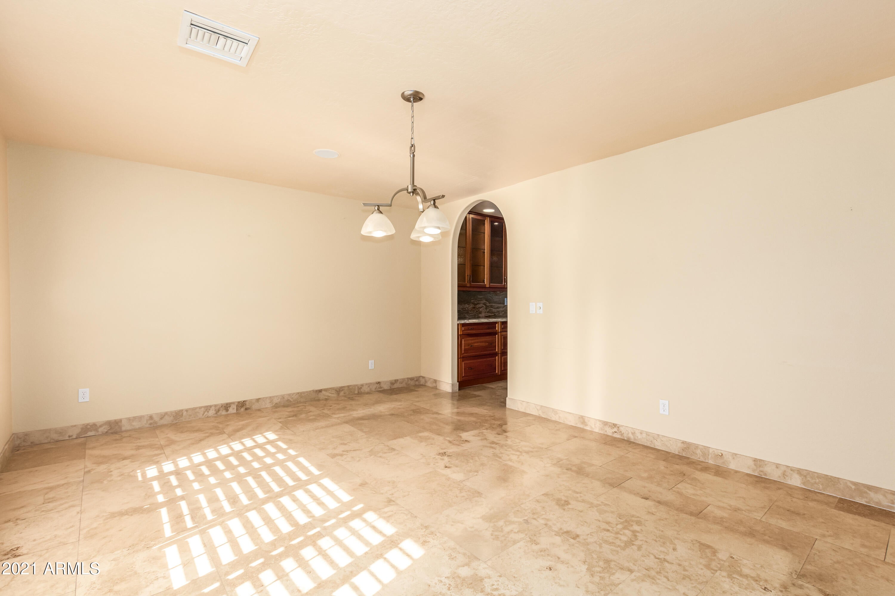SUNBURST FARMS EAST 5 - Residential