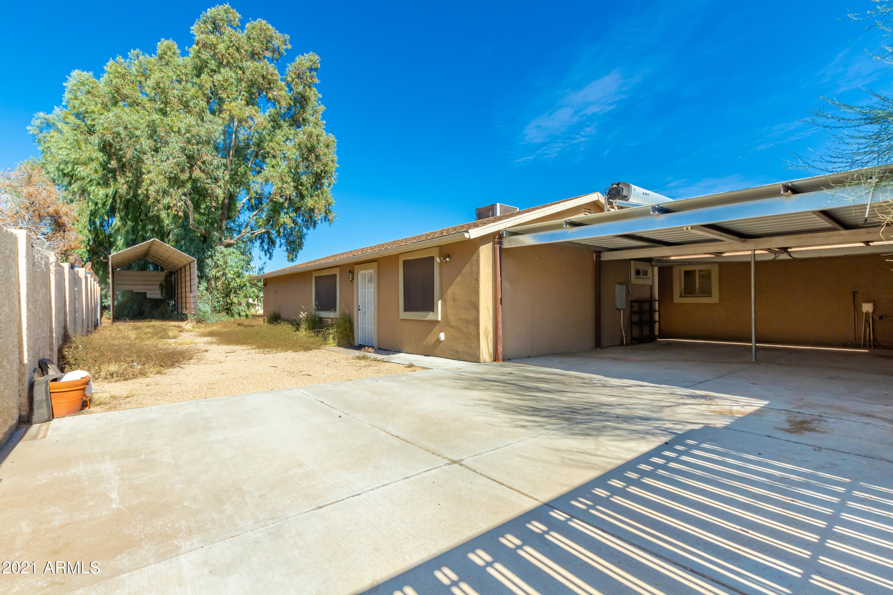 SUNBURST FARMS EAST 5 - Residential