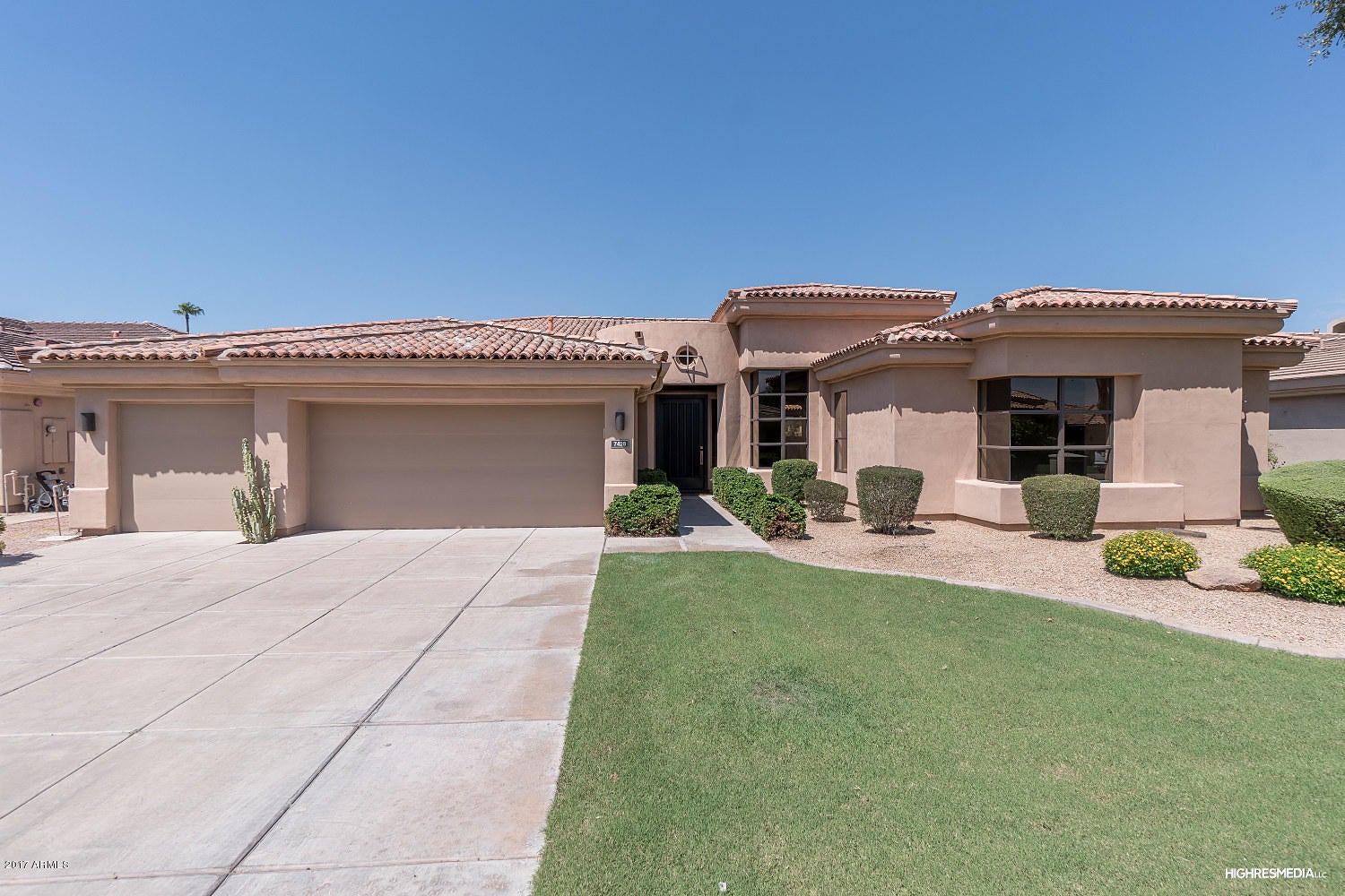 RARELY on the market & always sell FAST!Completely remodeled home in Lincoln Place!Renovated w/ the finest finishes featuring 3 bdrms all en-suite, 3.5 baths,Chef's dream kitchen w/ Carrara Quartz,Thermador appliances,gas stove,multiple ovens,gorgeous white cabinets overlooking family rm w/ dramatic fireplace.T/O Home:Custom light fixtures,wide plank floors,Carrara marble bathrooms,tons of subway tile,shiplap walls & custom mirrorsOpen floor plan w/ large windows overlook picture perfect bckyrd w/ heated pool,water feature,built-in rock BBQ grill,nice grass area & spacious covered patio.Situated on premium lot within the community next to cul-de-sac & VERY quiet.Lincoln Place is GUARD GATED located in the HEART of Scottsdale & walking distance to shopping, restaurants & Ajs Grocery Store!