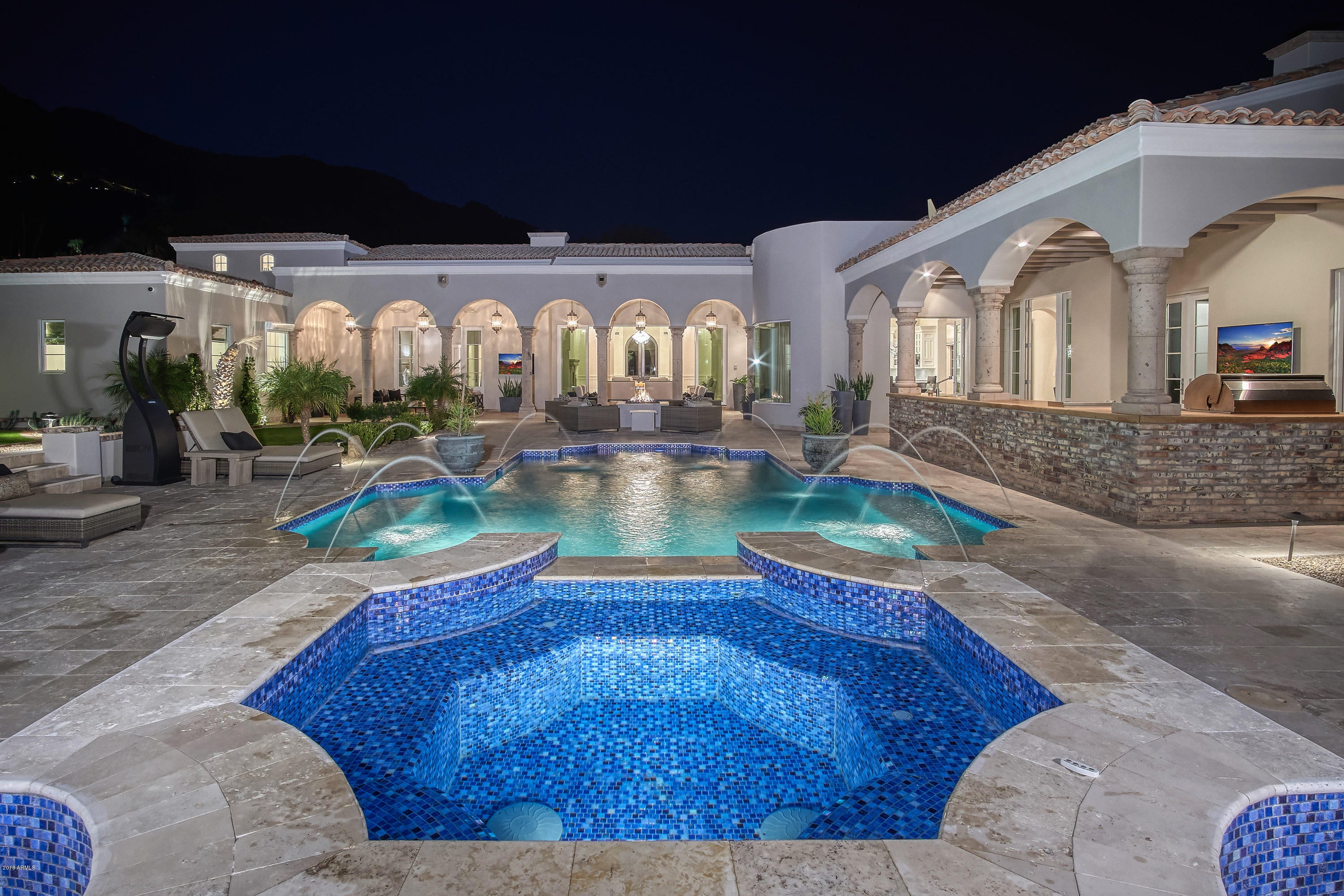 LONGTAIL RUN - Residential