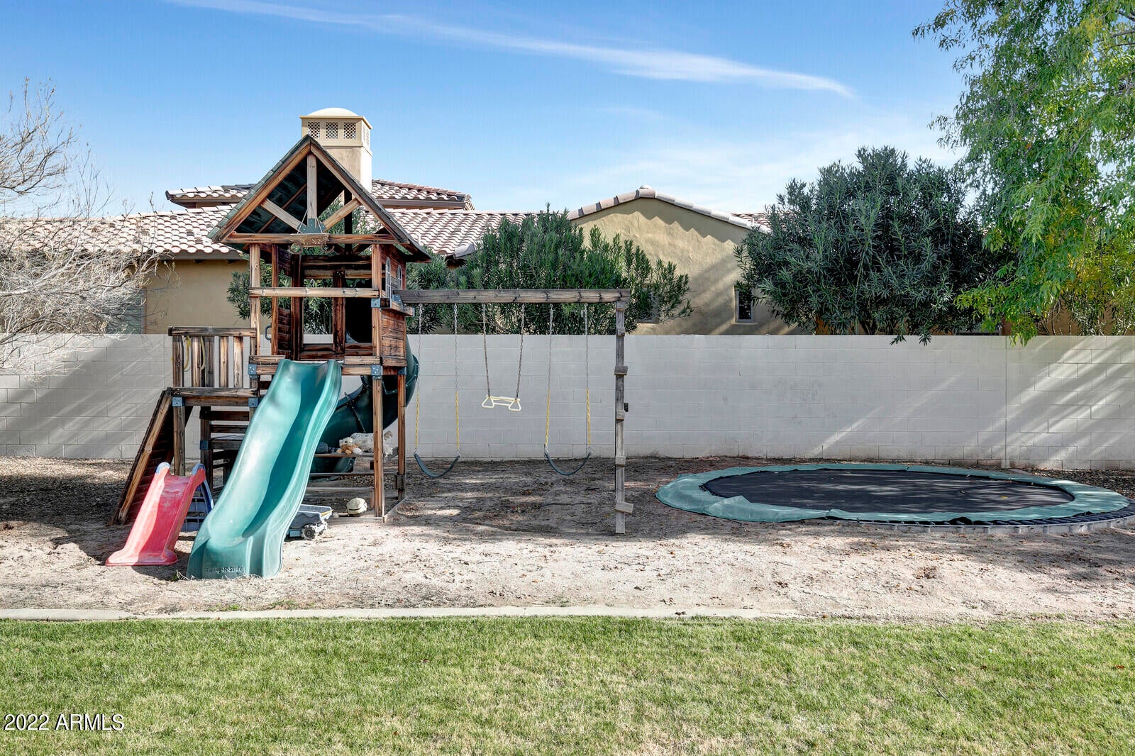 SANTAN SUNRISE - Residential